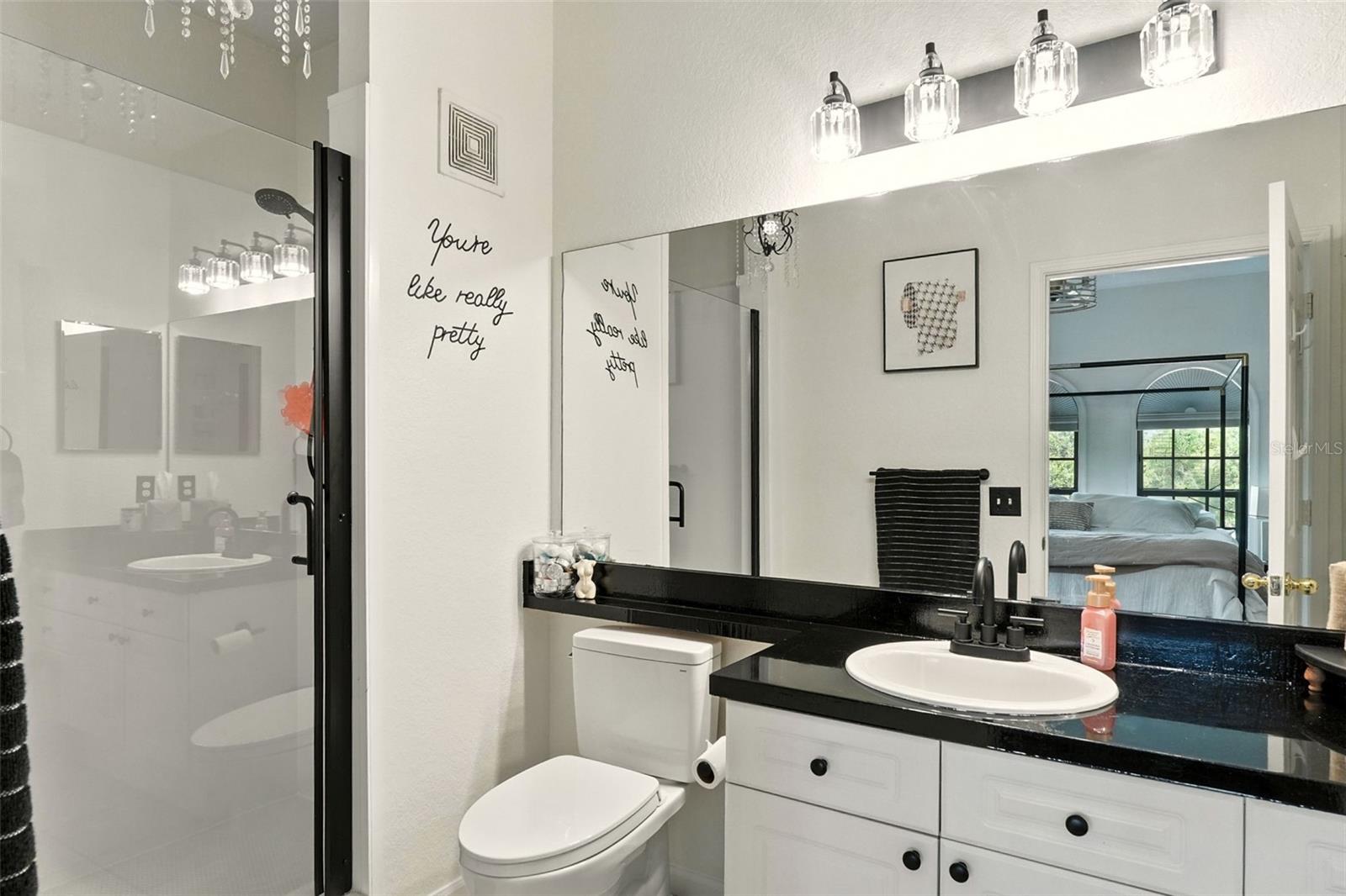 211 LONGVIEW AVE #306