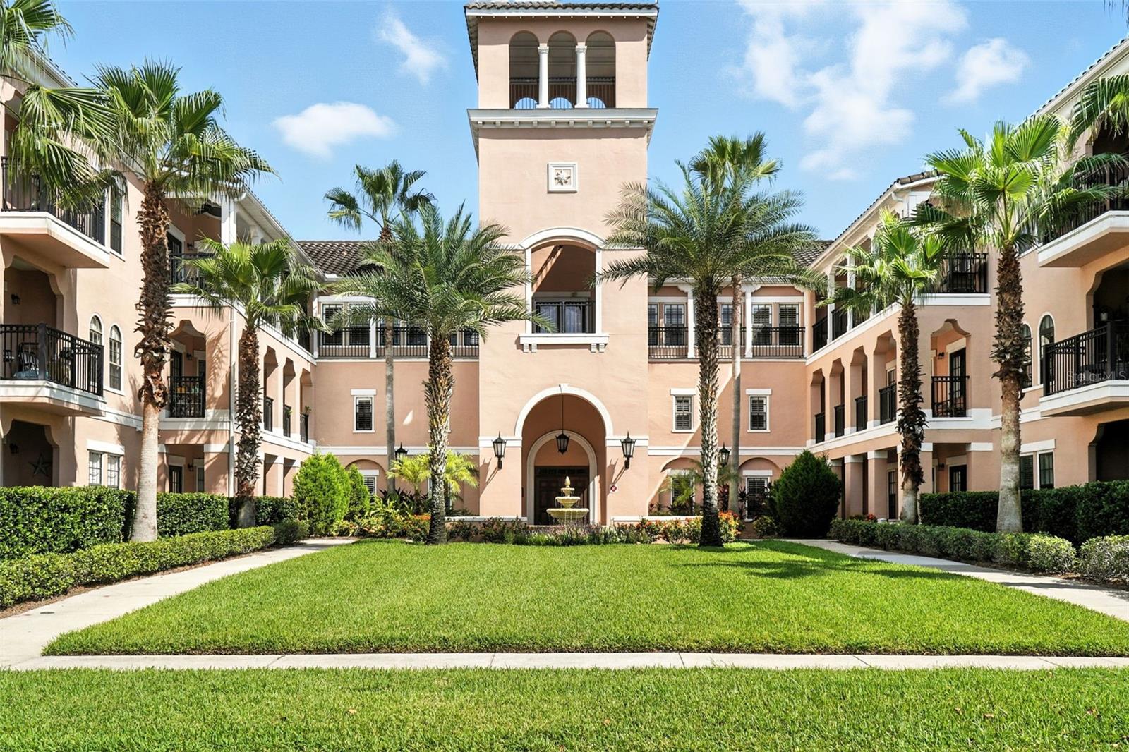 211 LONGVIEW AVE #306