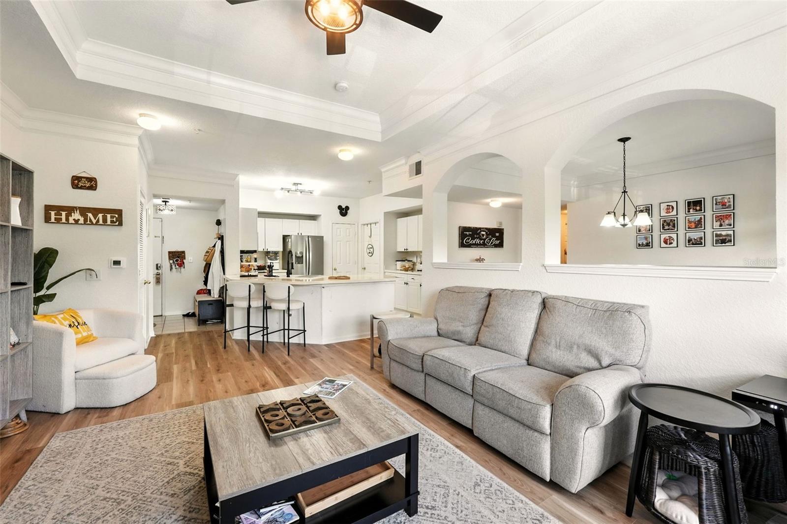 211 LONGVIEW AVE #306