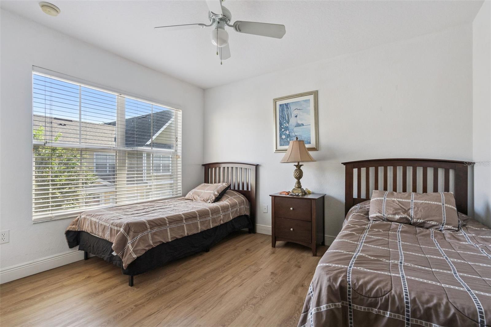 4564 YELLOWGOLD RD E #106