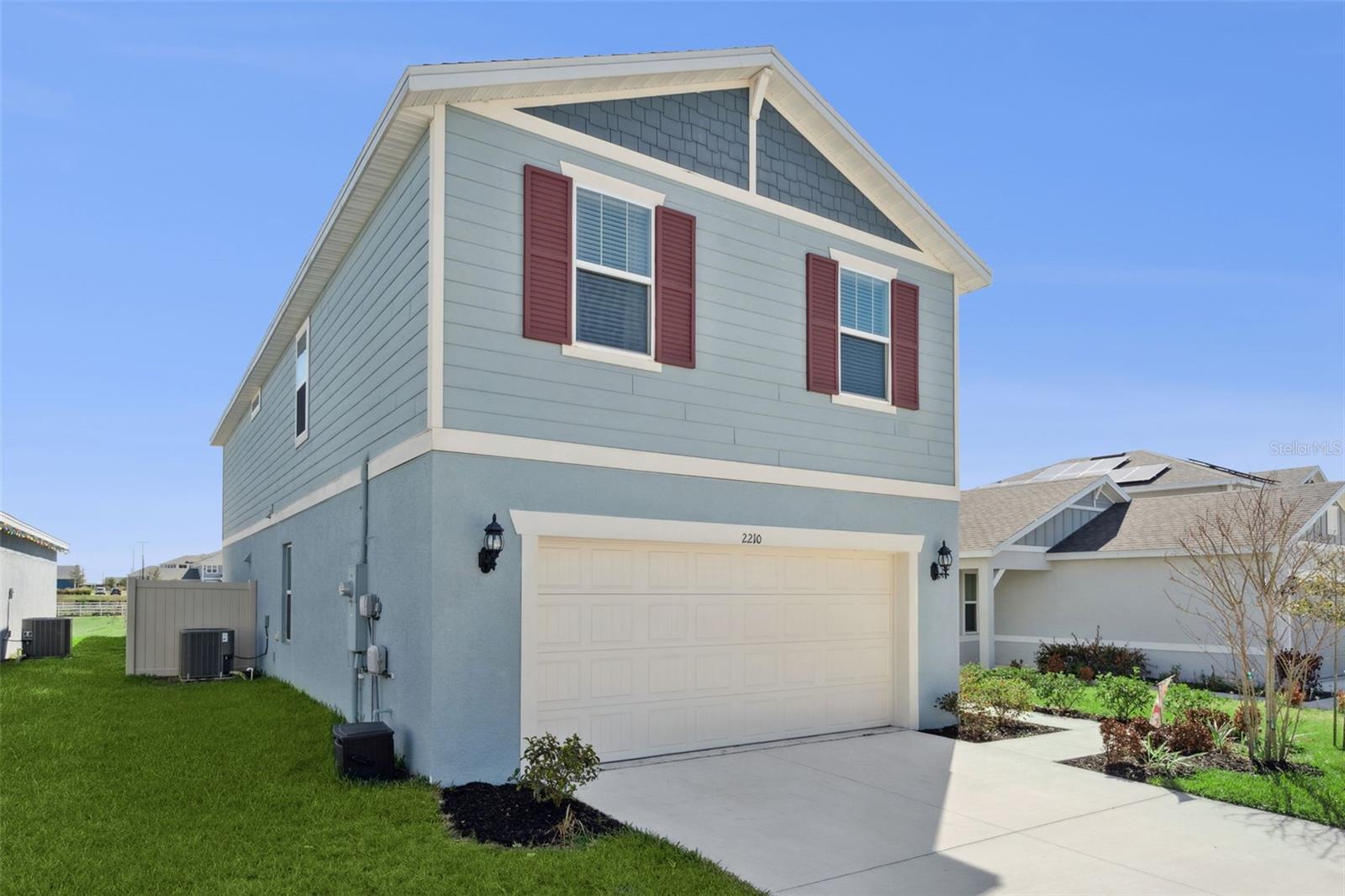2210 LOVELY LN