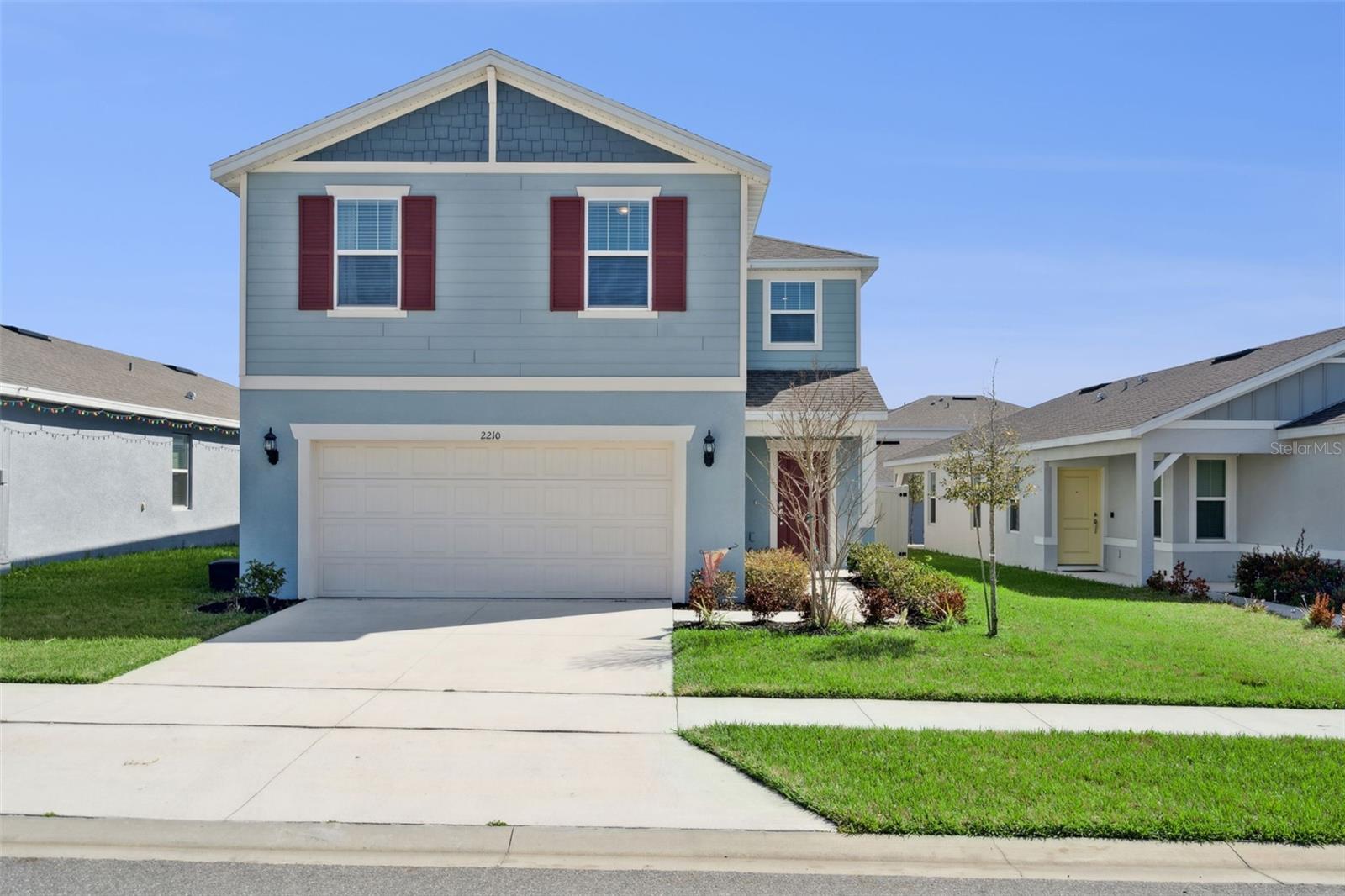 2210 LOVELY LN