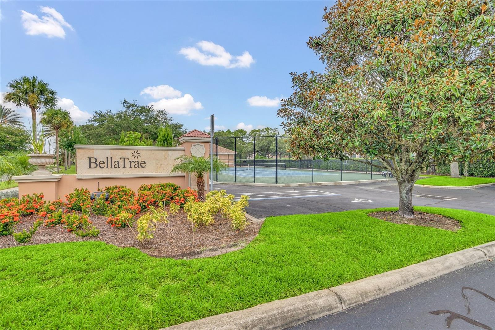 1357 VENEZIA CT #303