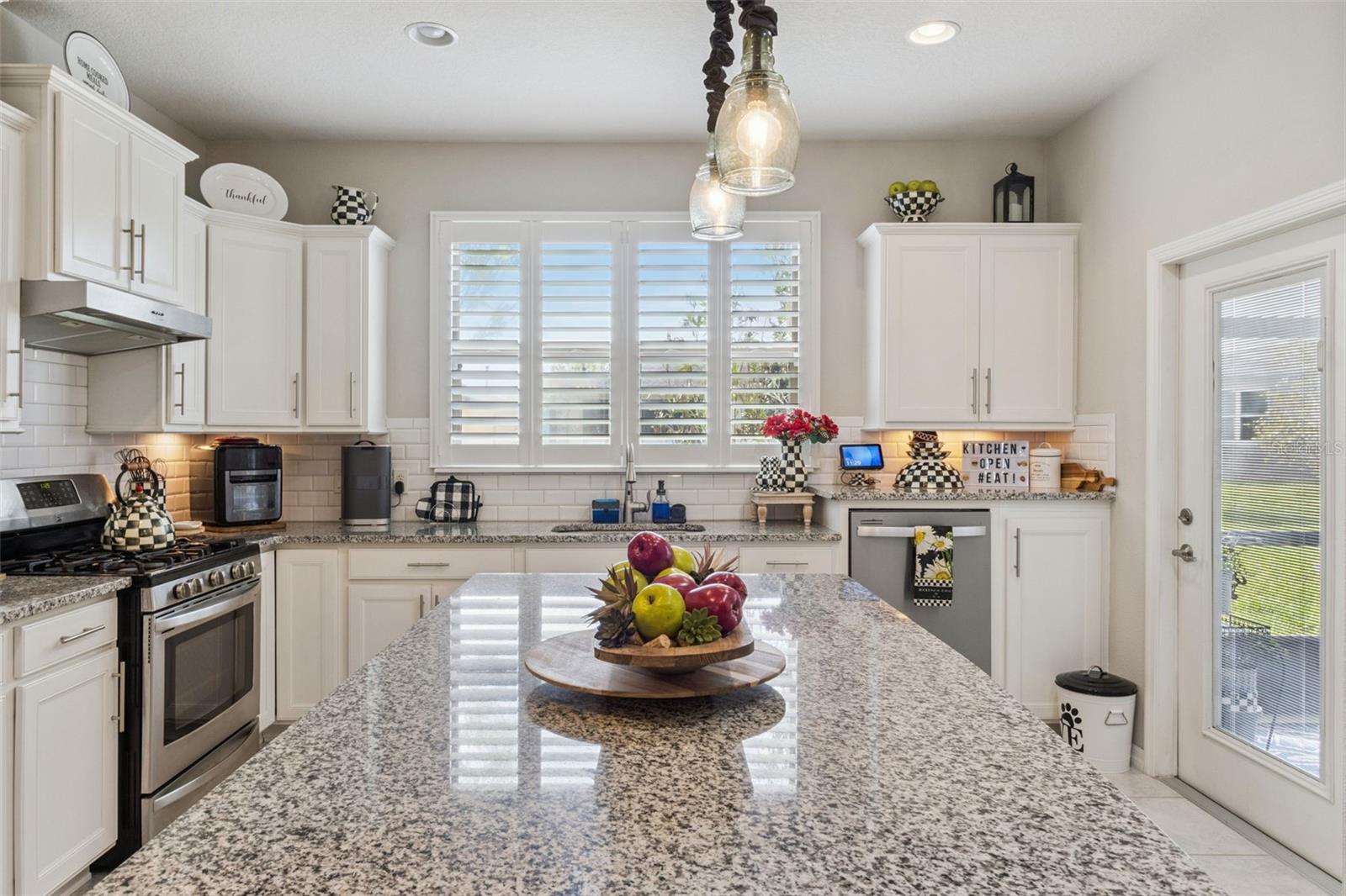 545 CANTABRIA DR