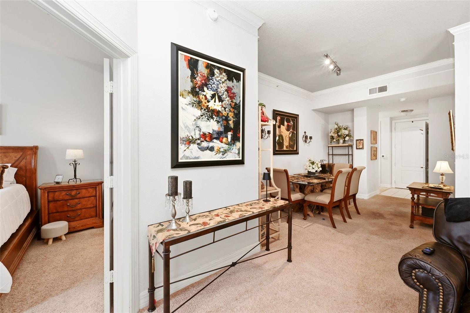 501 MIRASOL CIR #402