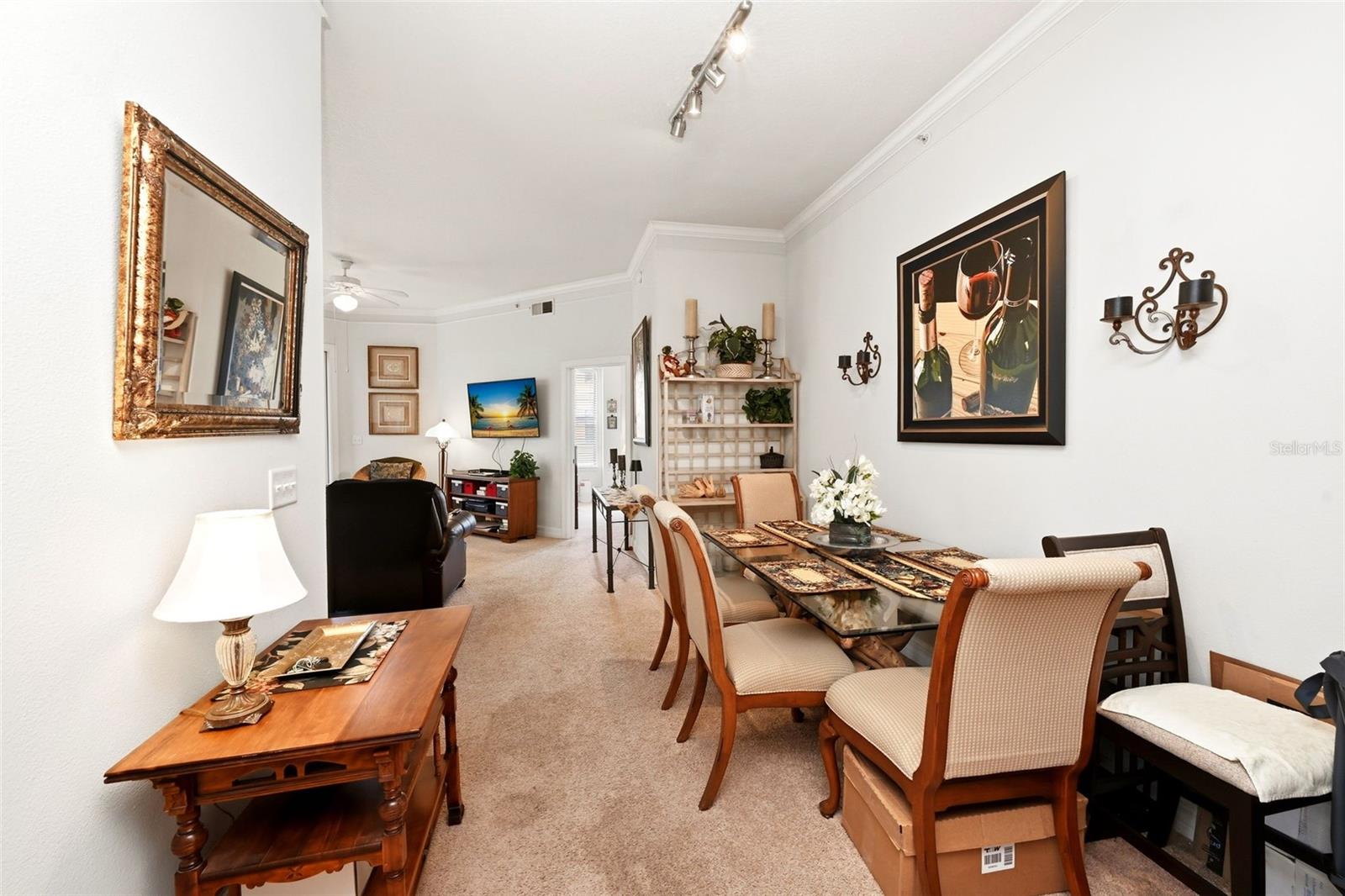 501 MIRASOL CIR #402