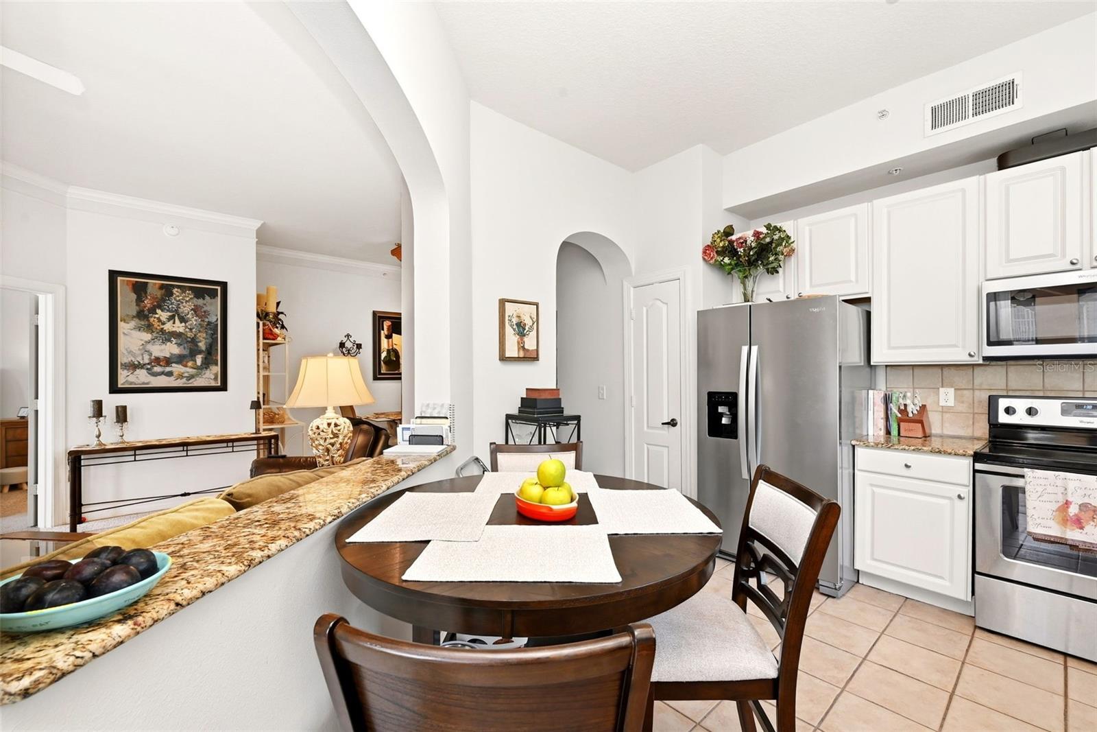 501 MIRASOL CIR #402