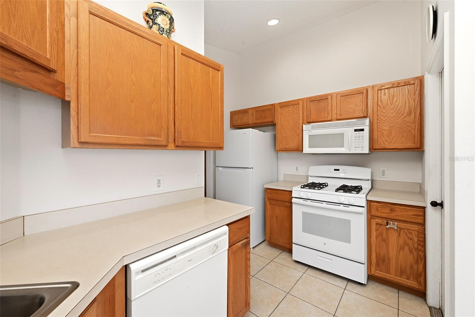 132 CELLO ST