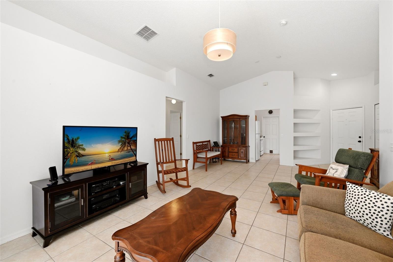 132 CELLO ST