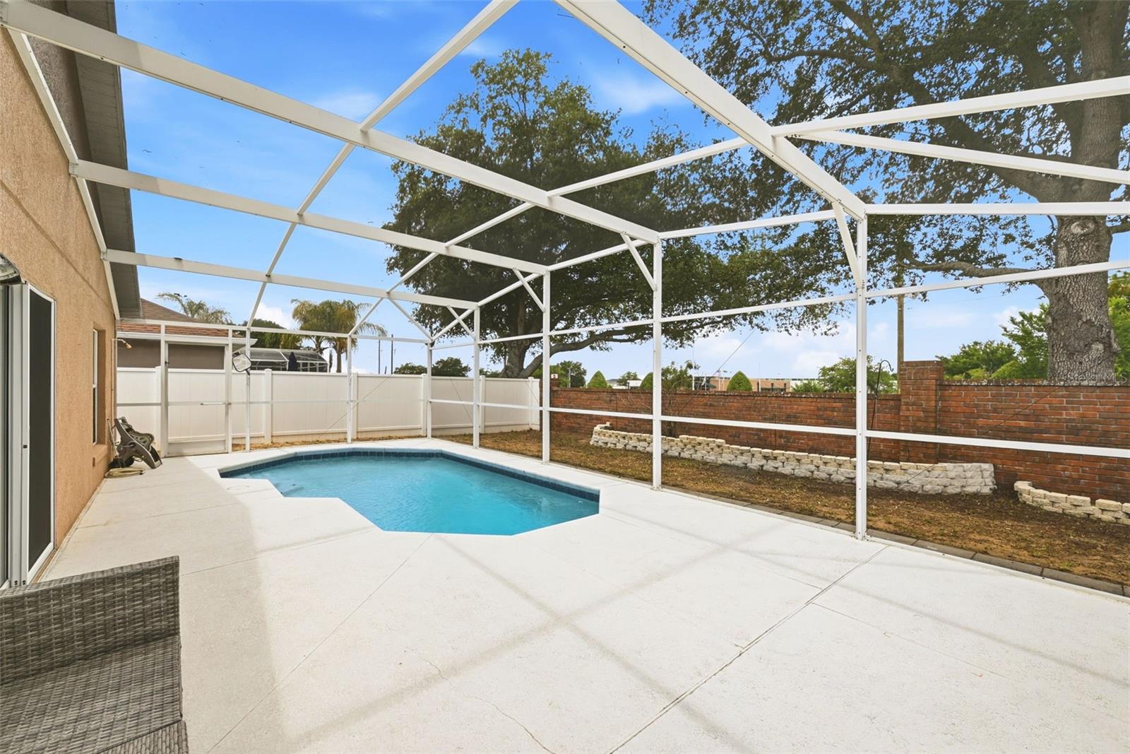 132 CELLO ST