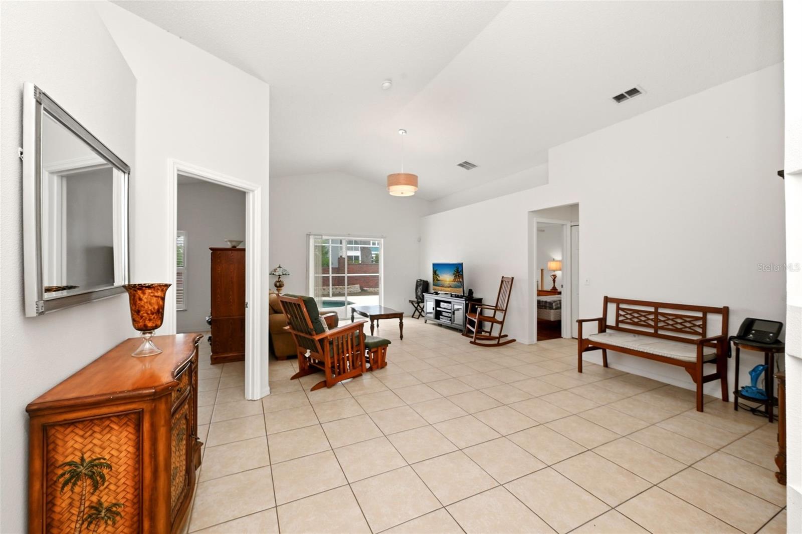 132 CELLO ST