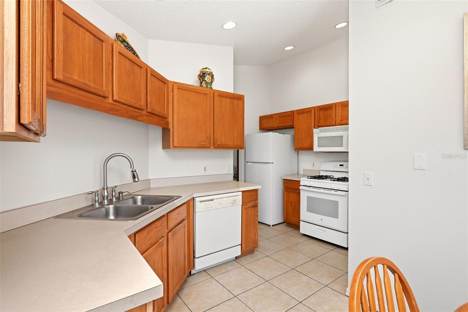 132 CELLO ST