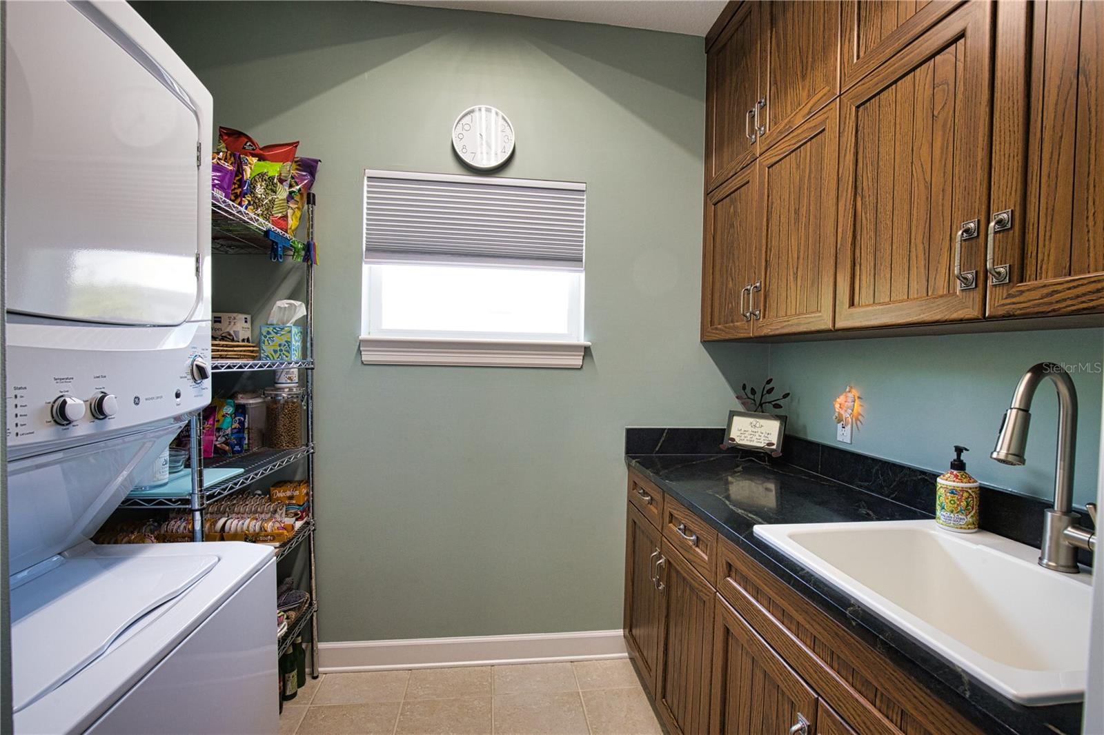 10110 CREEKSIDE DR