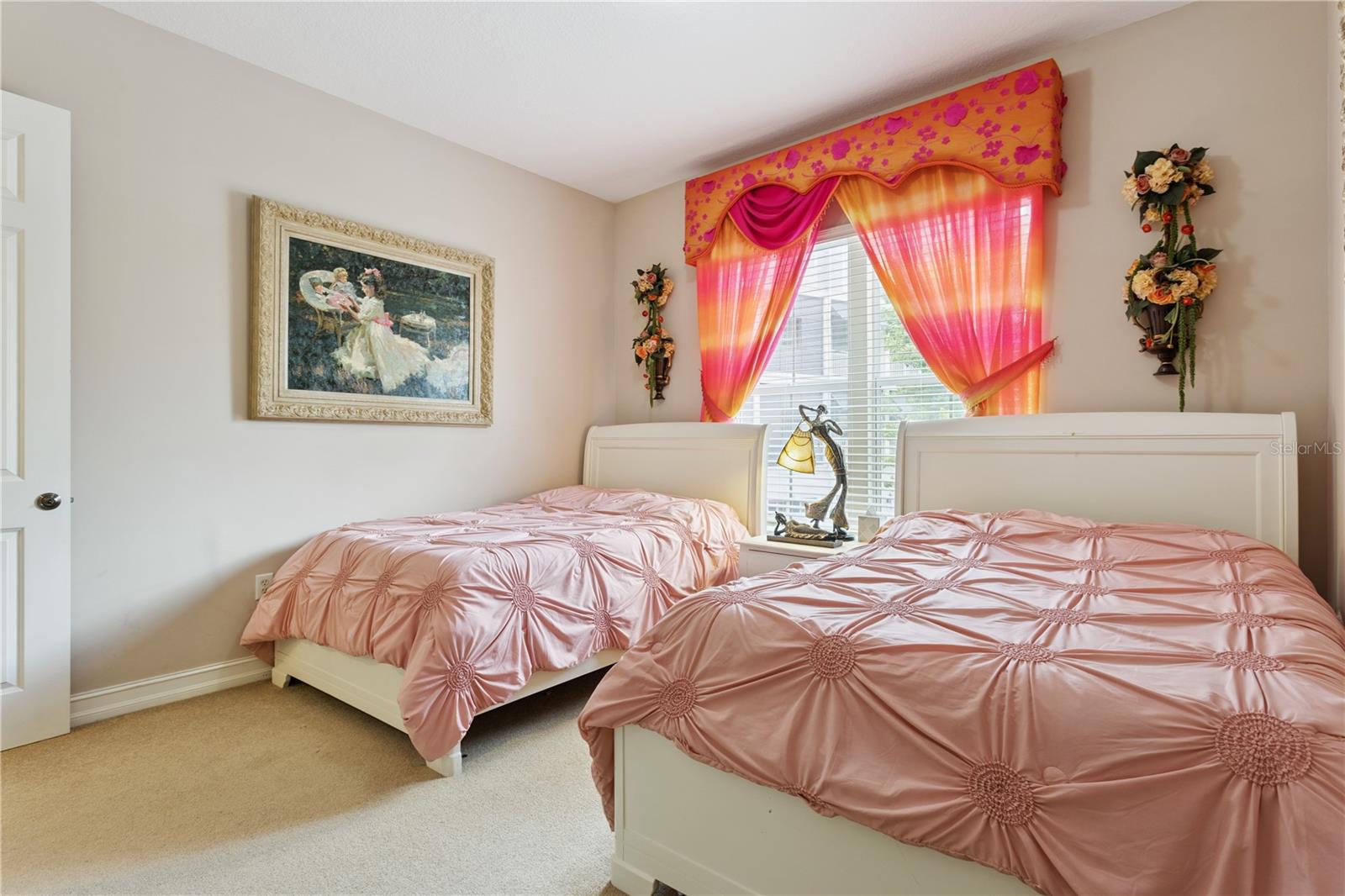 762 CELEBRATION AVE #2201