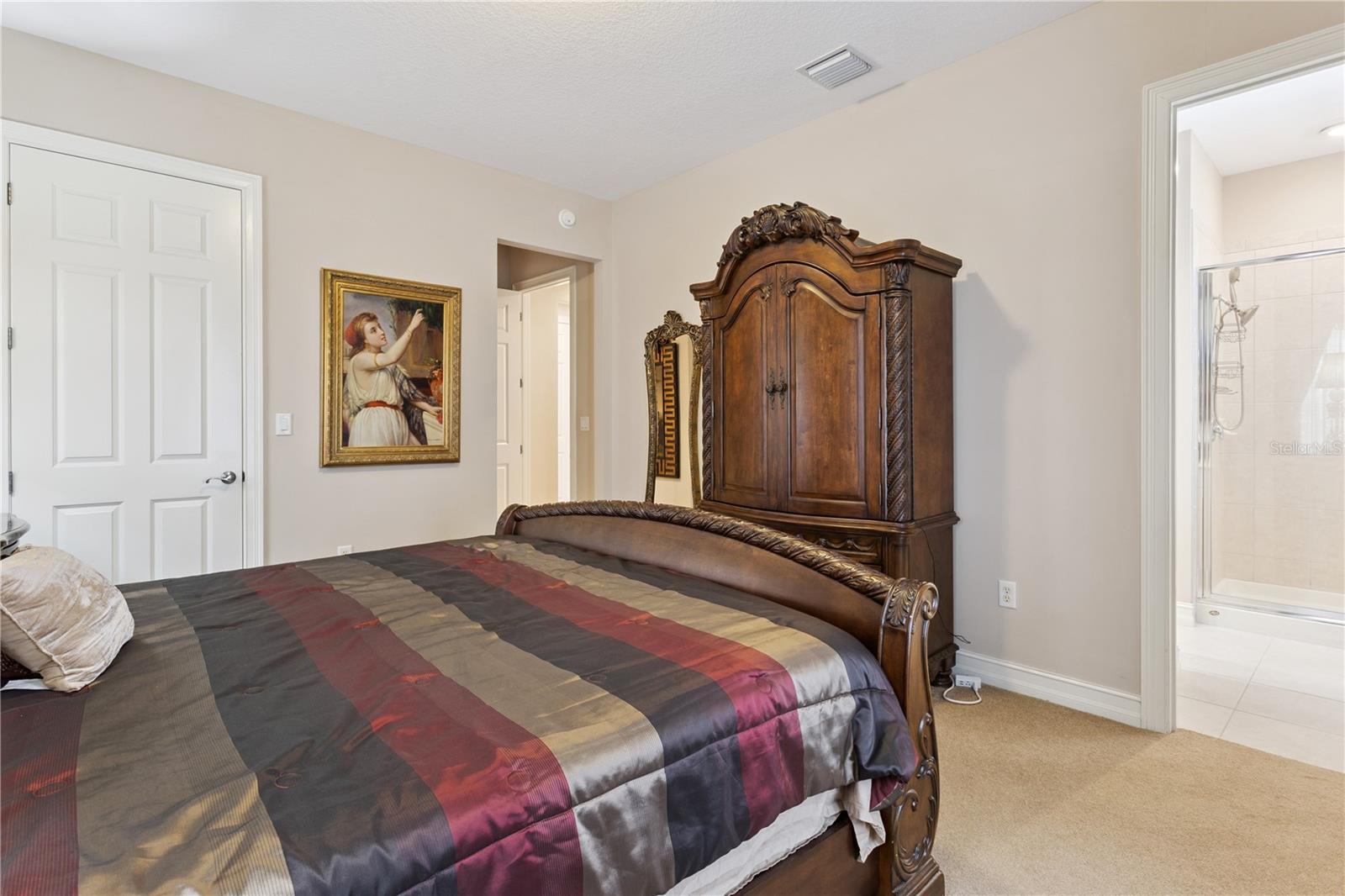 762 CELEBRATION AVE #2201