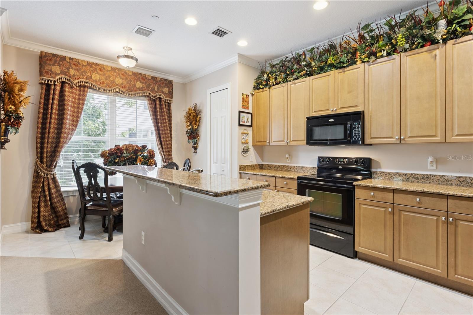 762 CELEBRATION AVE #2201