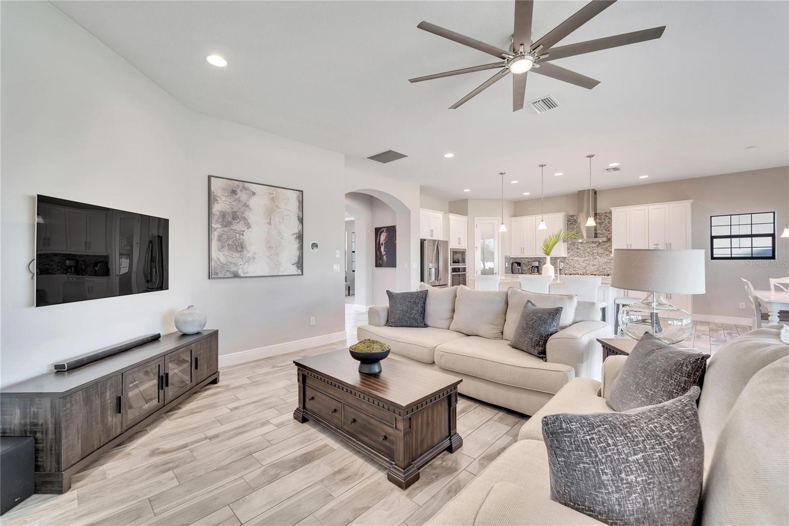 2842 VALENCIA RIDGE ST