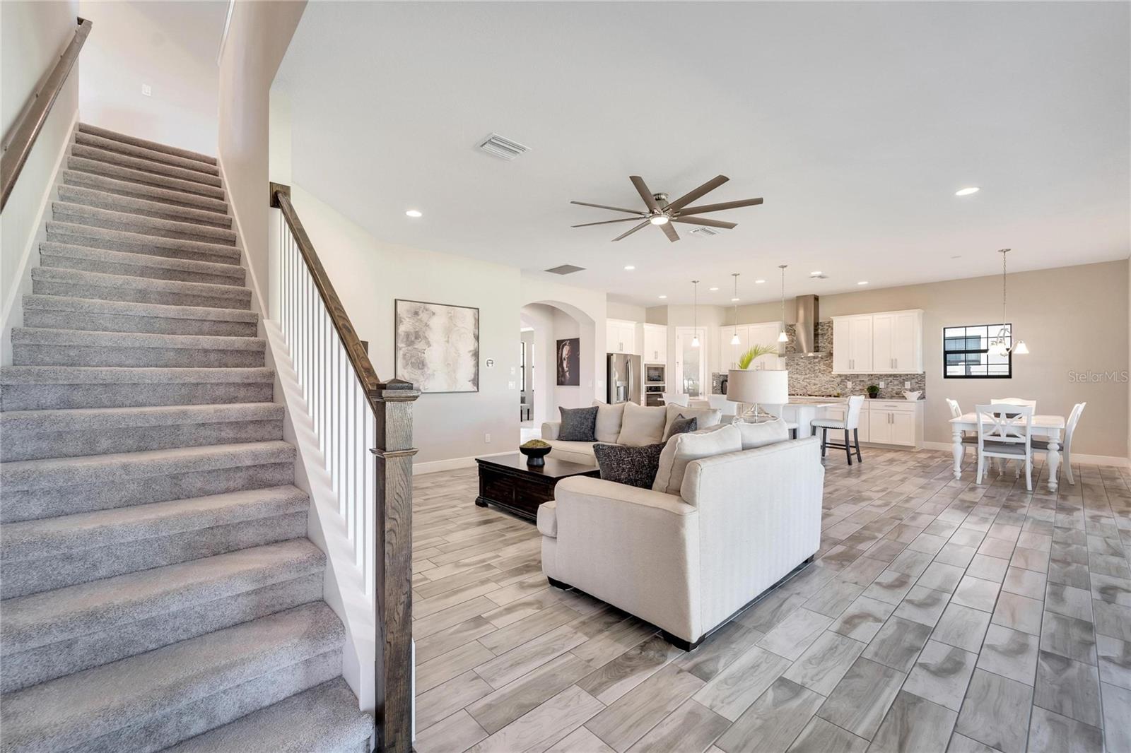 2842 VALENCIA RIDGE ST