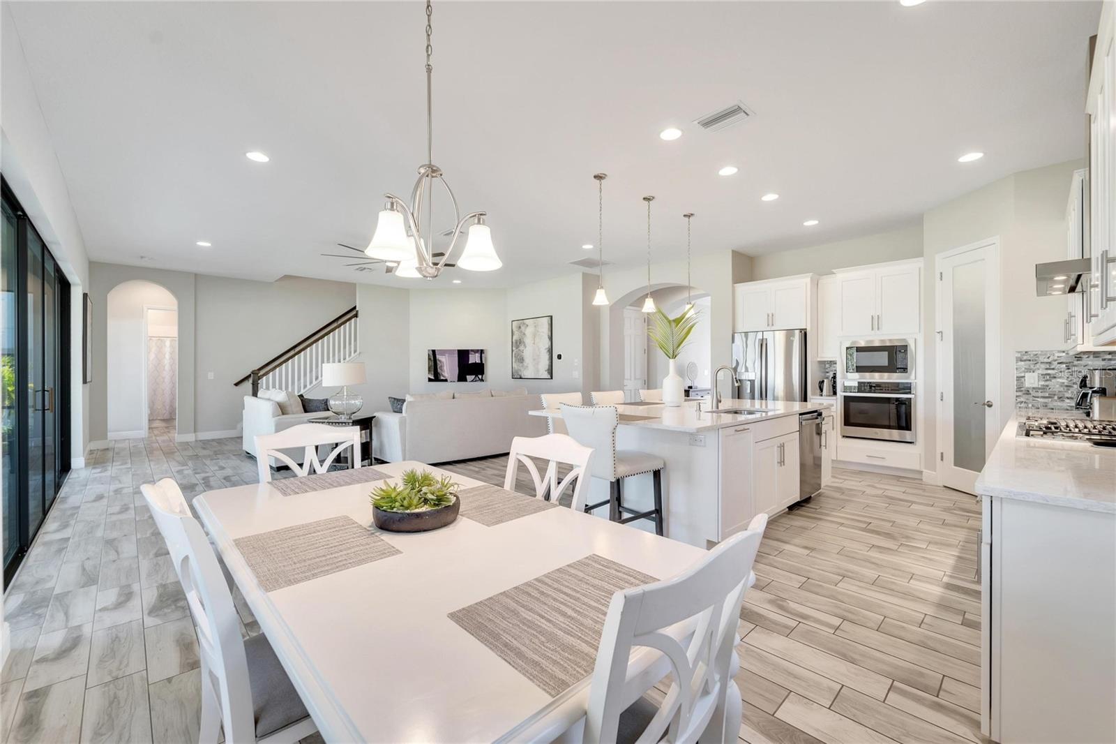 2842 VALENCIA RIDGE ST