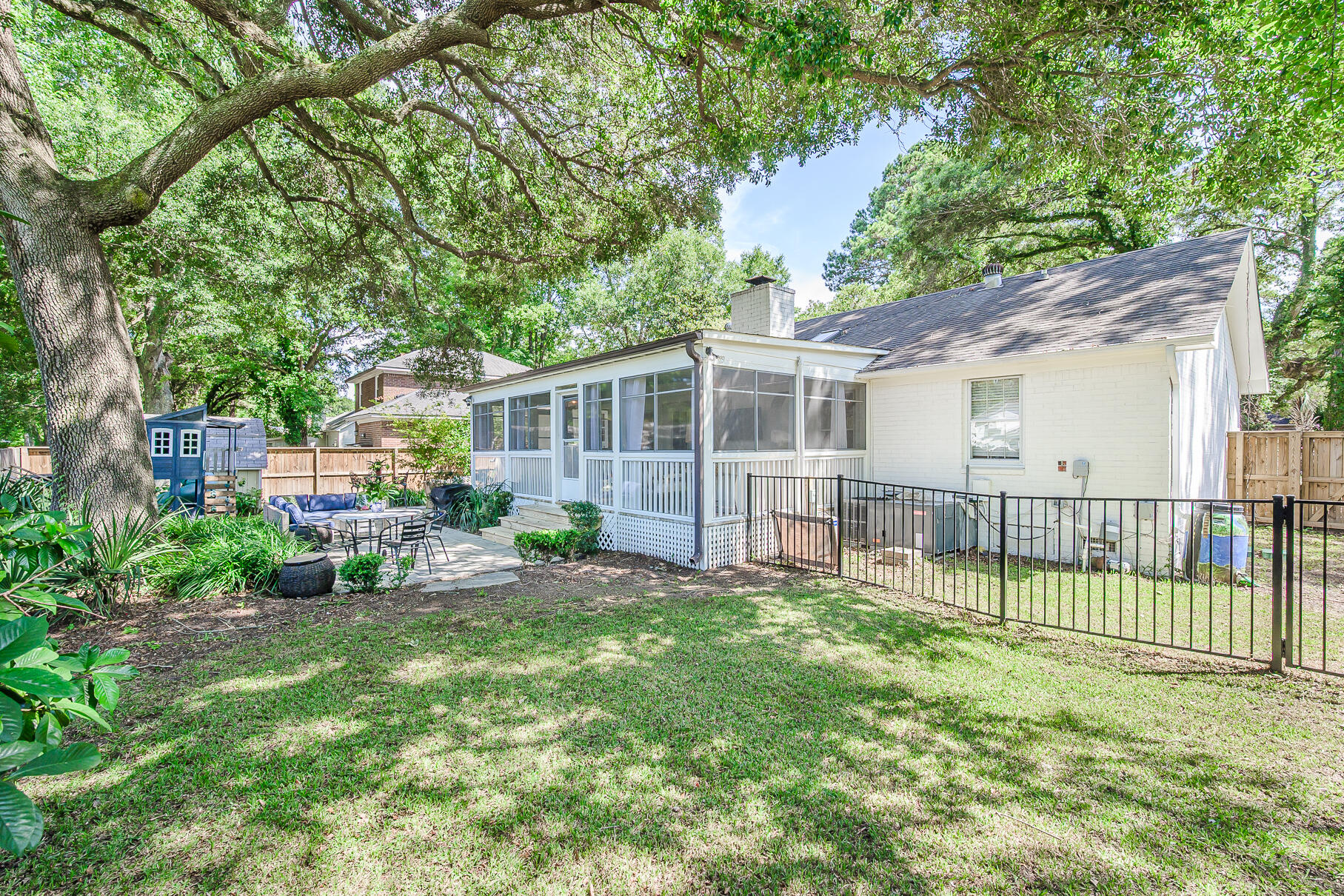 938 Sea Gull Drive