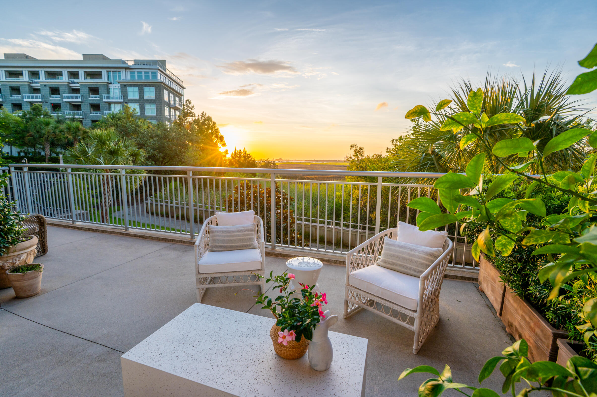 155 Wingo Way # 415