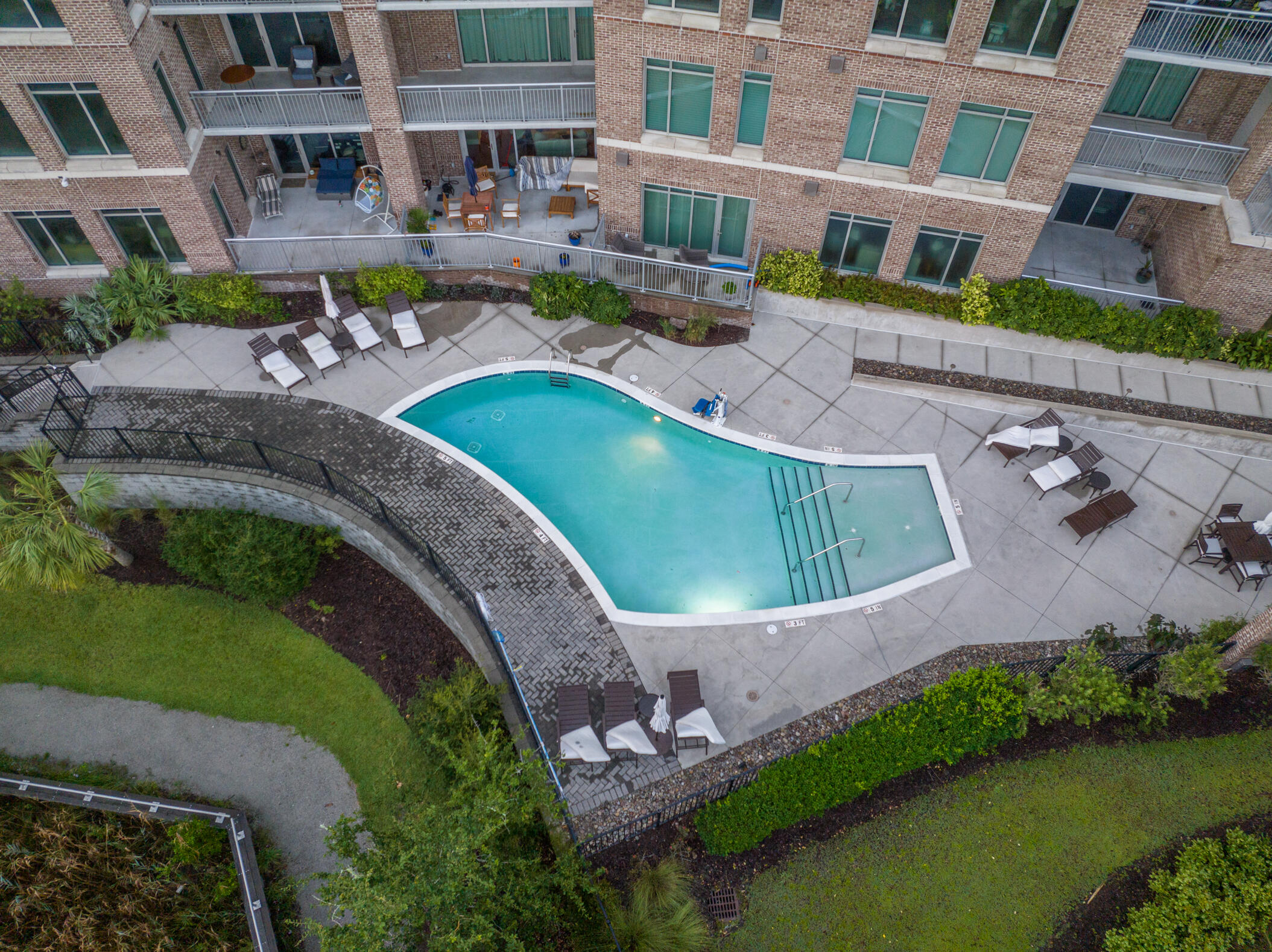 155 Wingo Way # 415