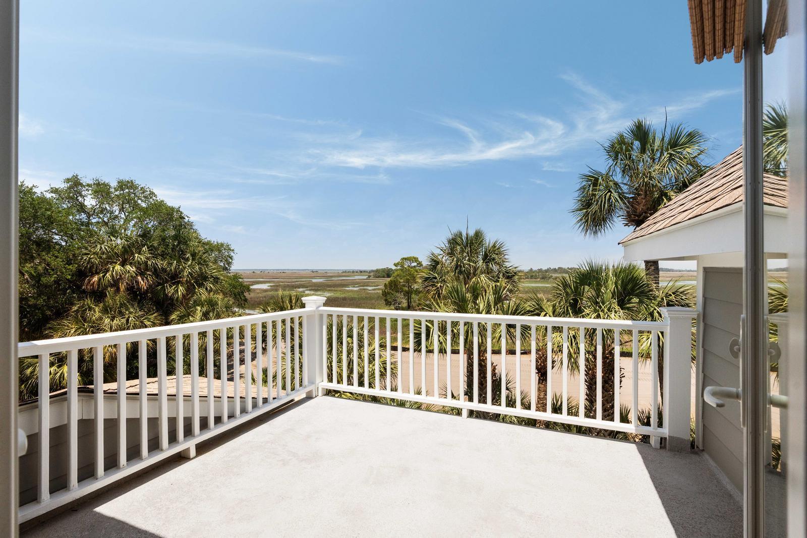 16 Fairway Village Lane