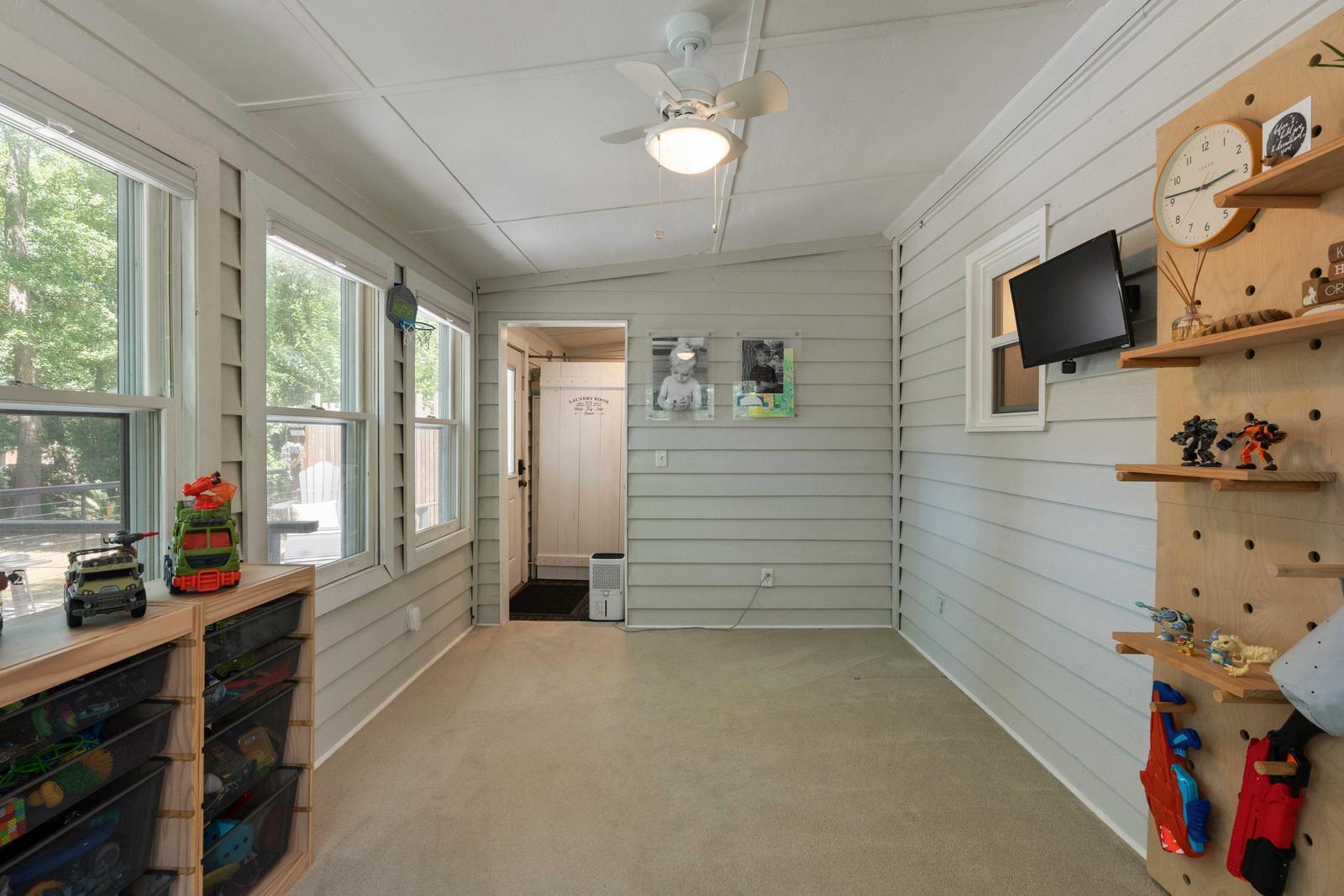 1515 N Lakeshore Drive