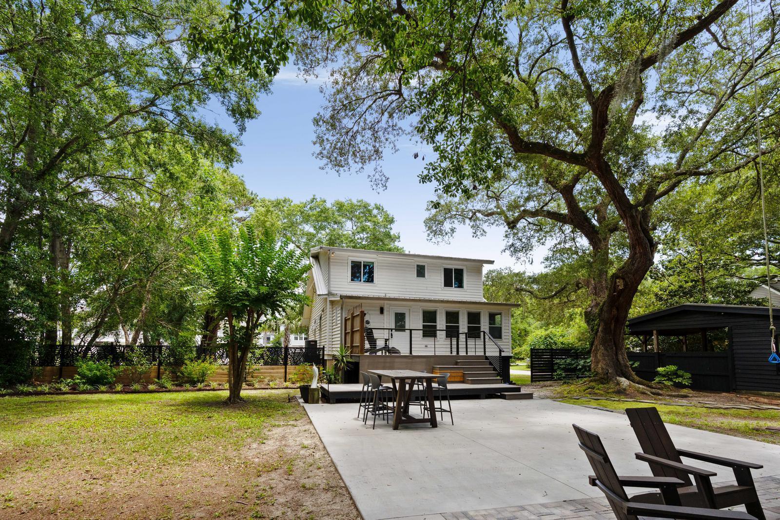 1515 N Lakeshore Drive
