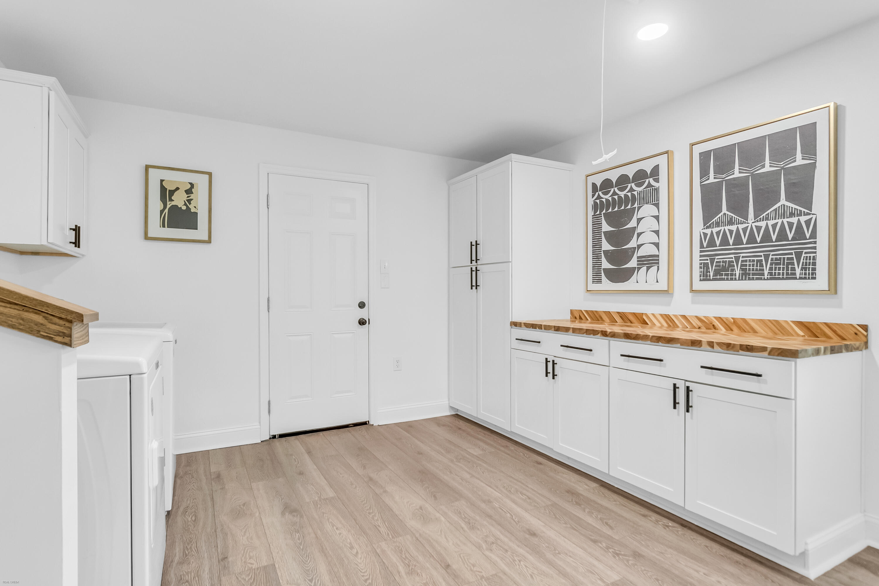 1079 Kentwood Circle