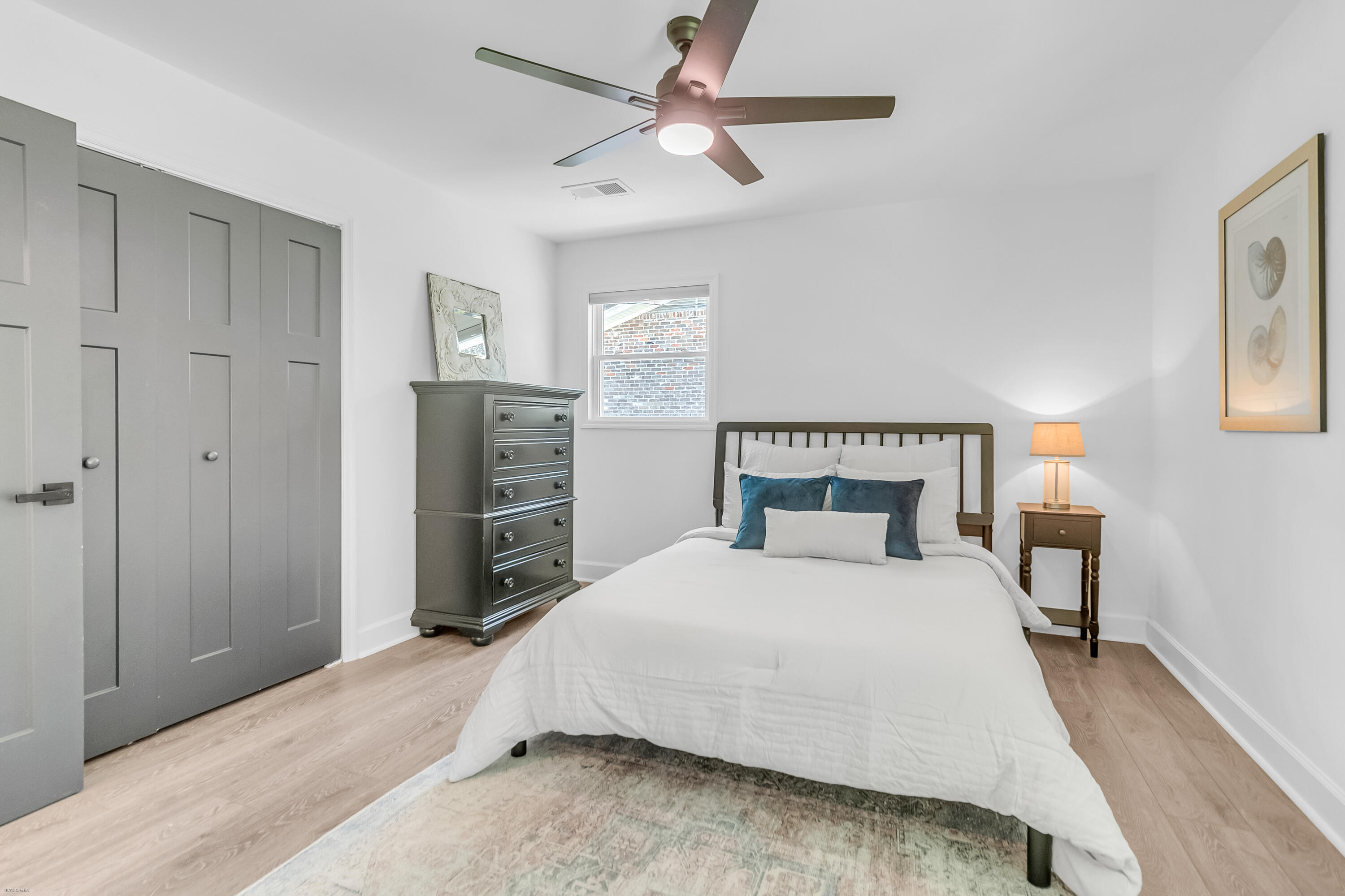 1079 Kentwood Circle
