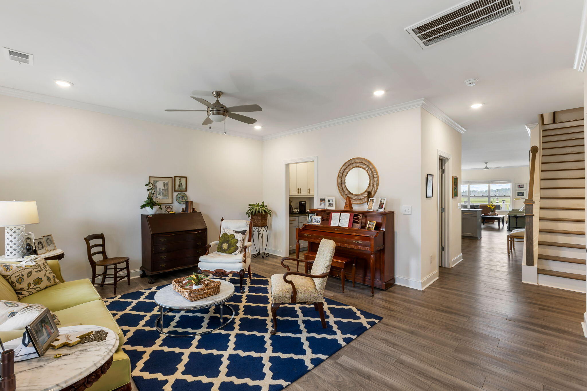 1110 Saint Paul'S Parrish Lane