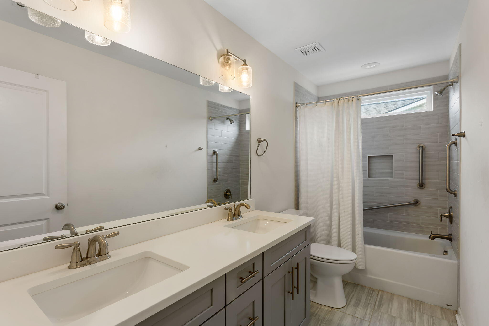 1110 Saint Paul'S Parrish Lane