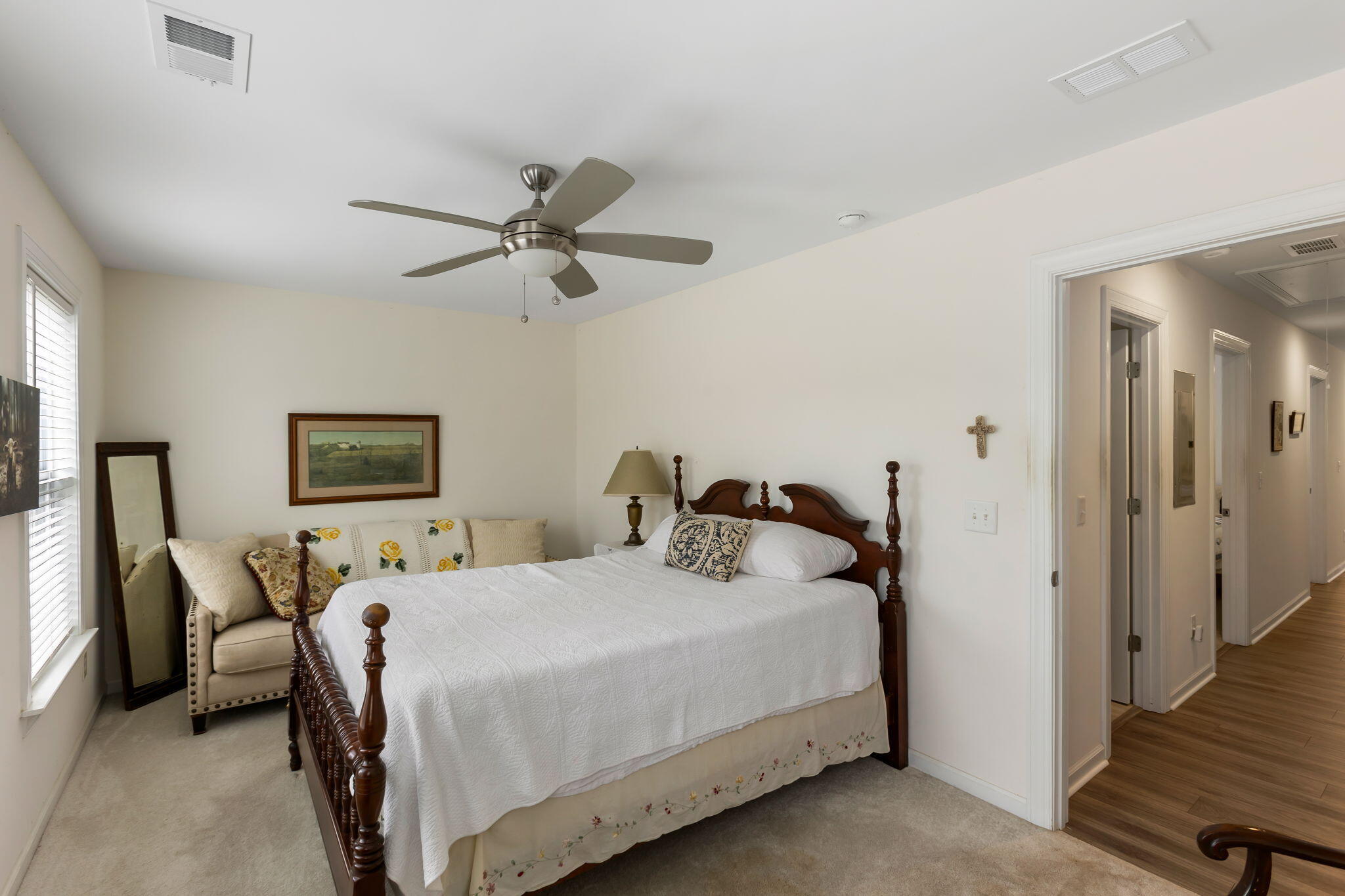 1110 Saint Paul'S Parrish Lane