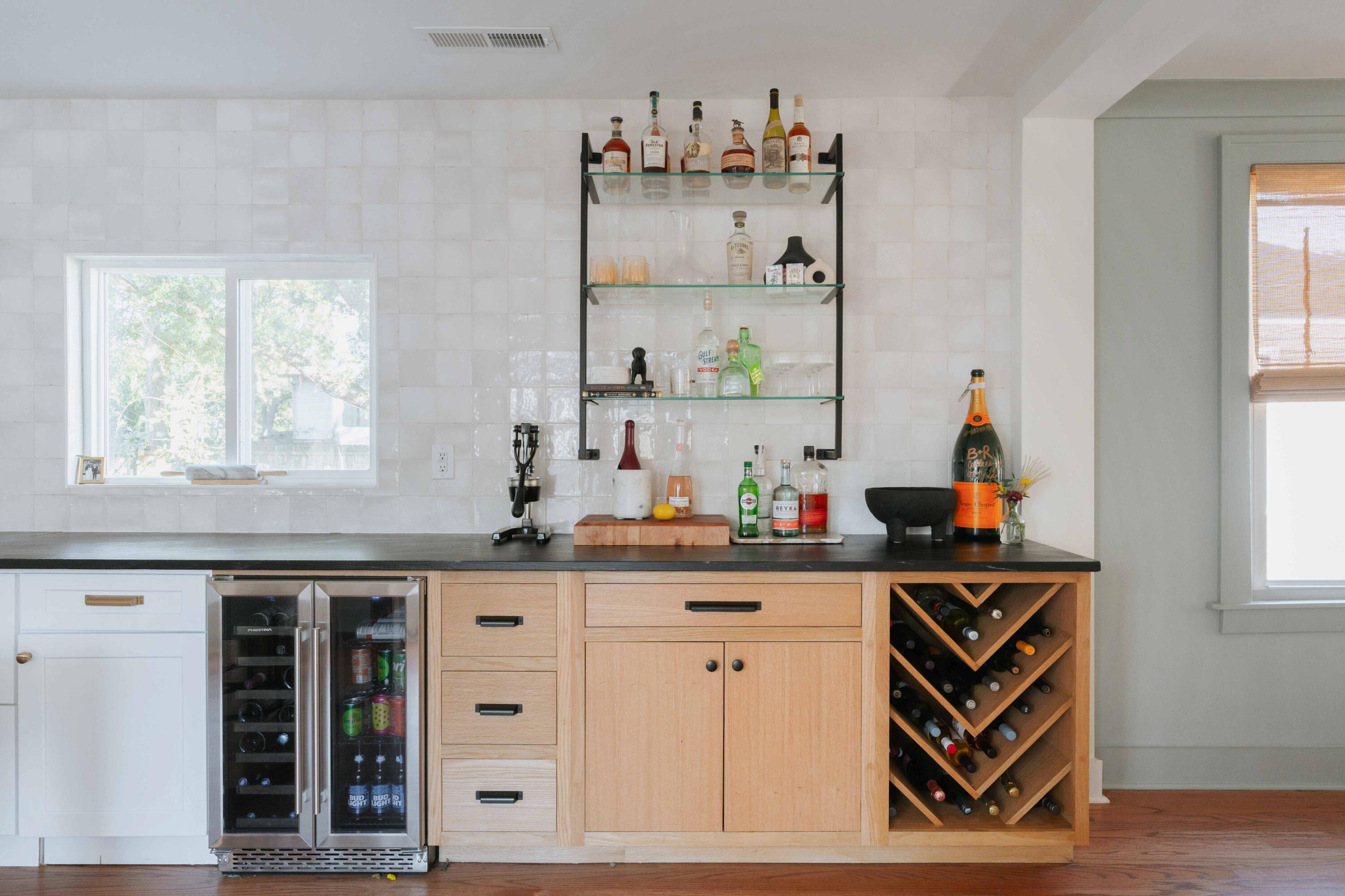 242 W Poplar Street, Charleston