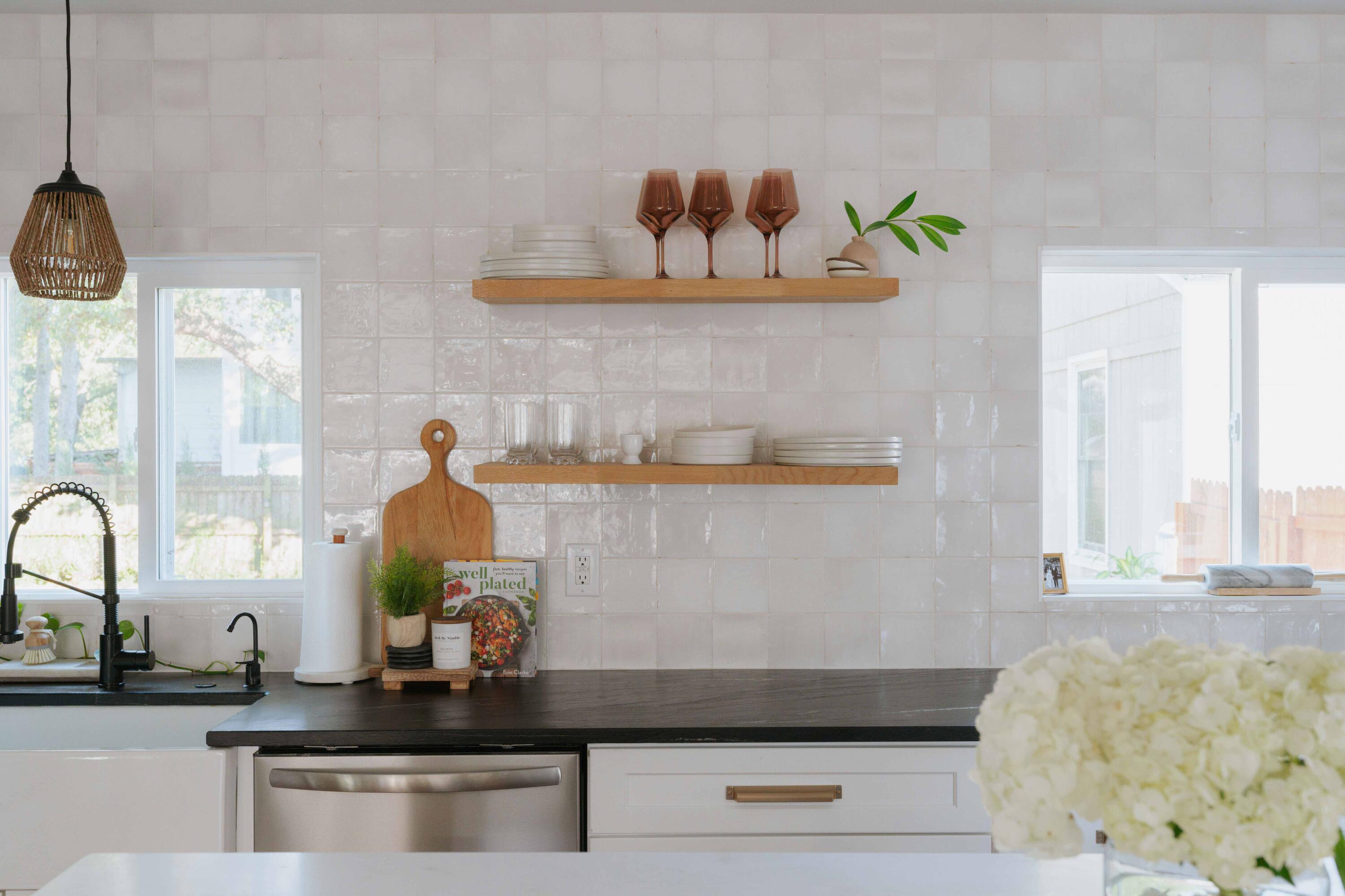 242 W Poplar Street, Charleston