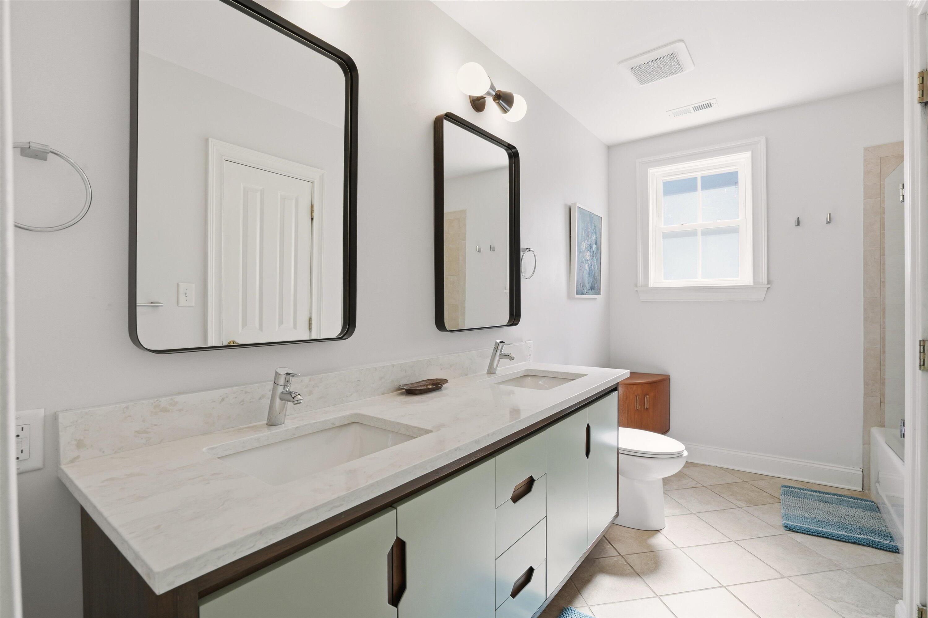 535 Rutledge Avenue, Charleston