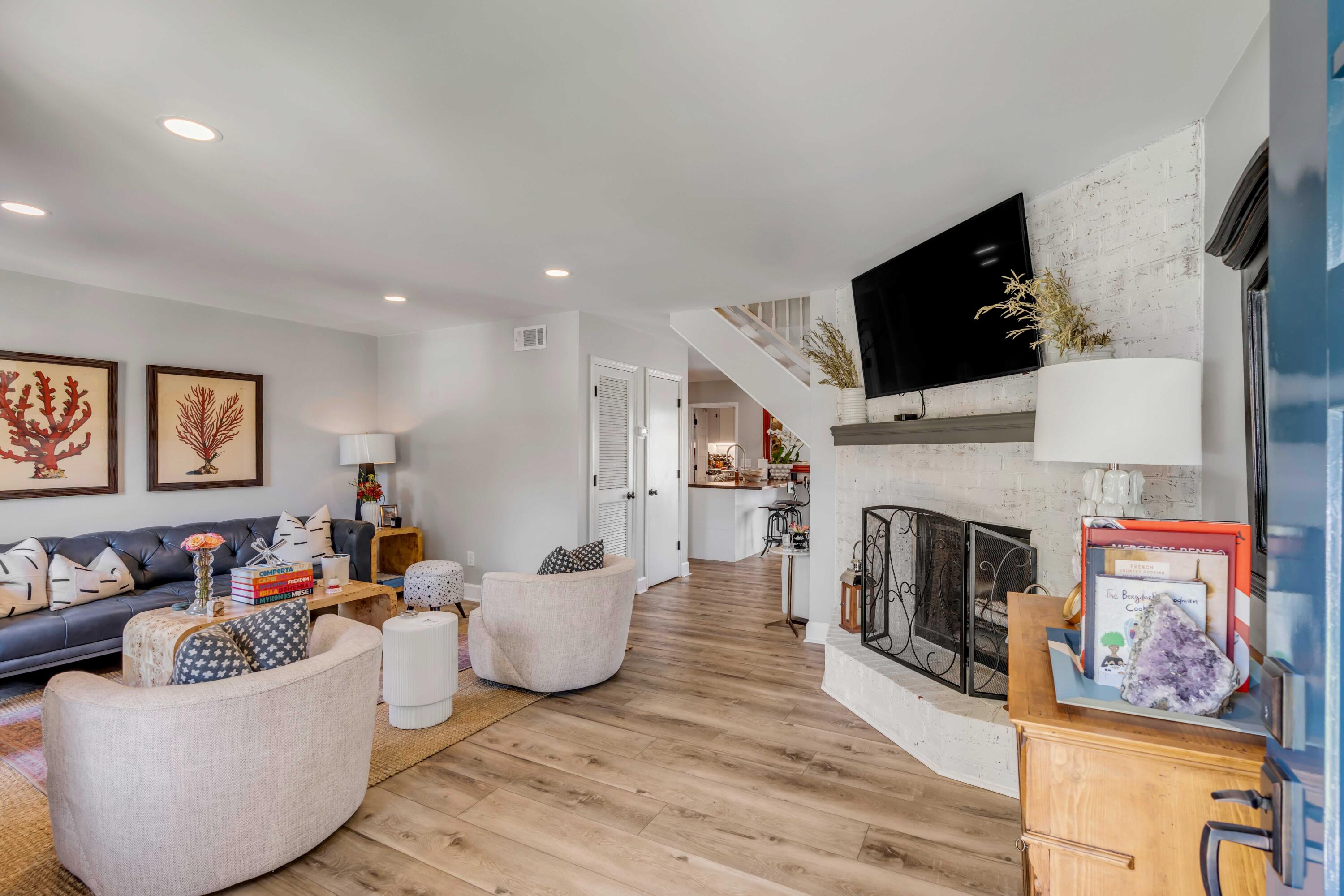 954 Fowler Court, Mount Pleasant Unit: E