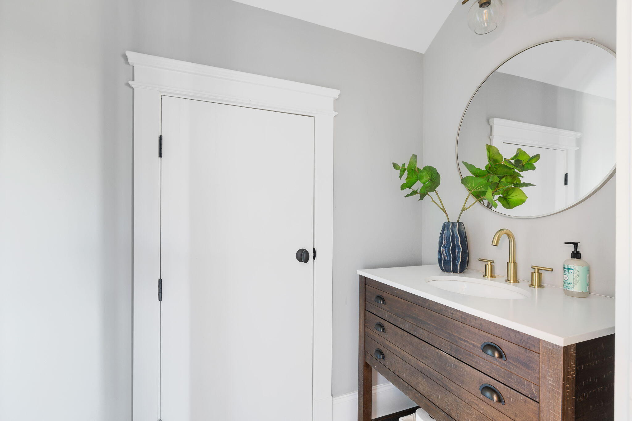 1635 Bull Creek Lane