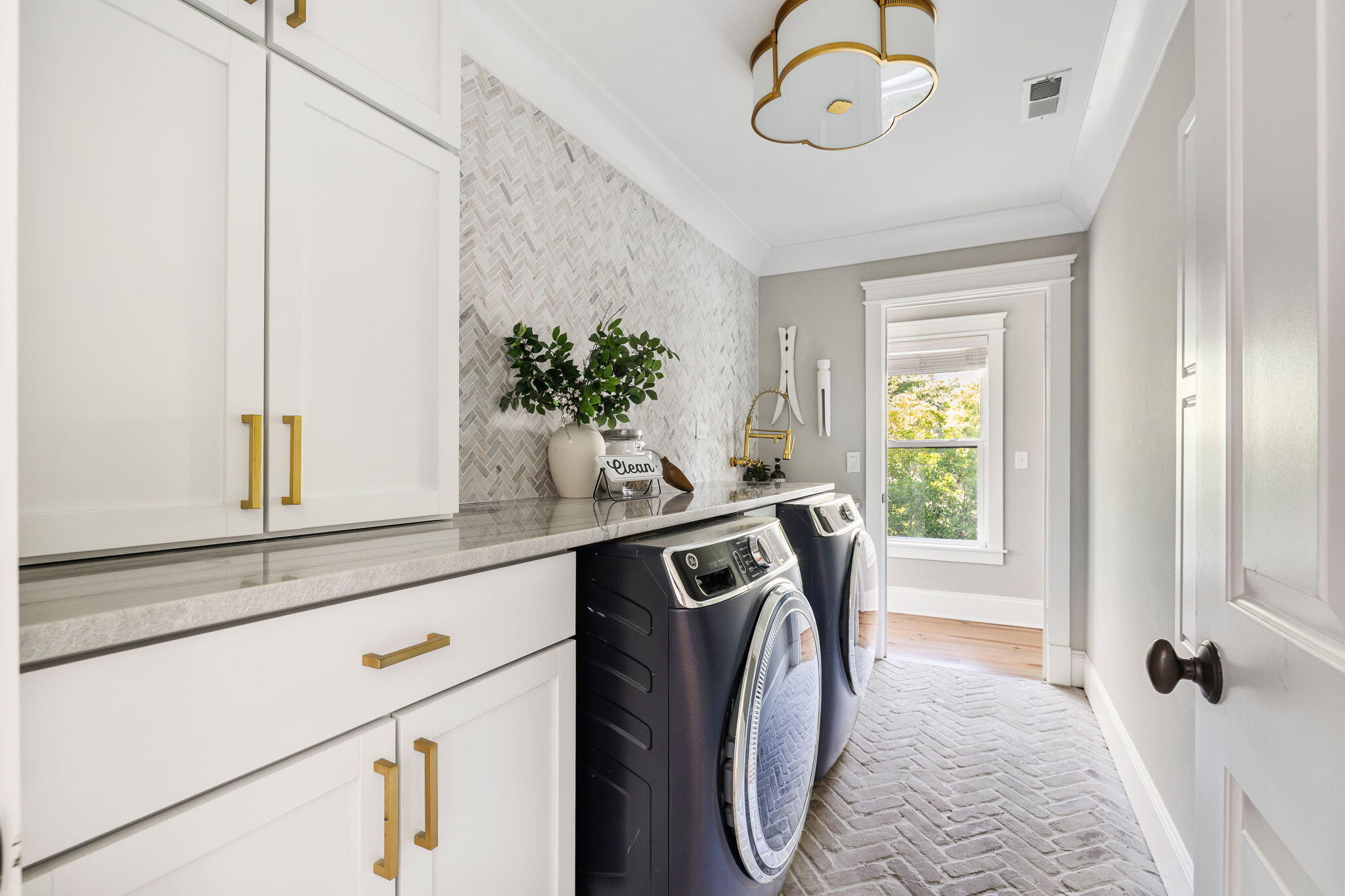 1635 Bull Creek Lane