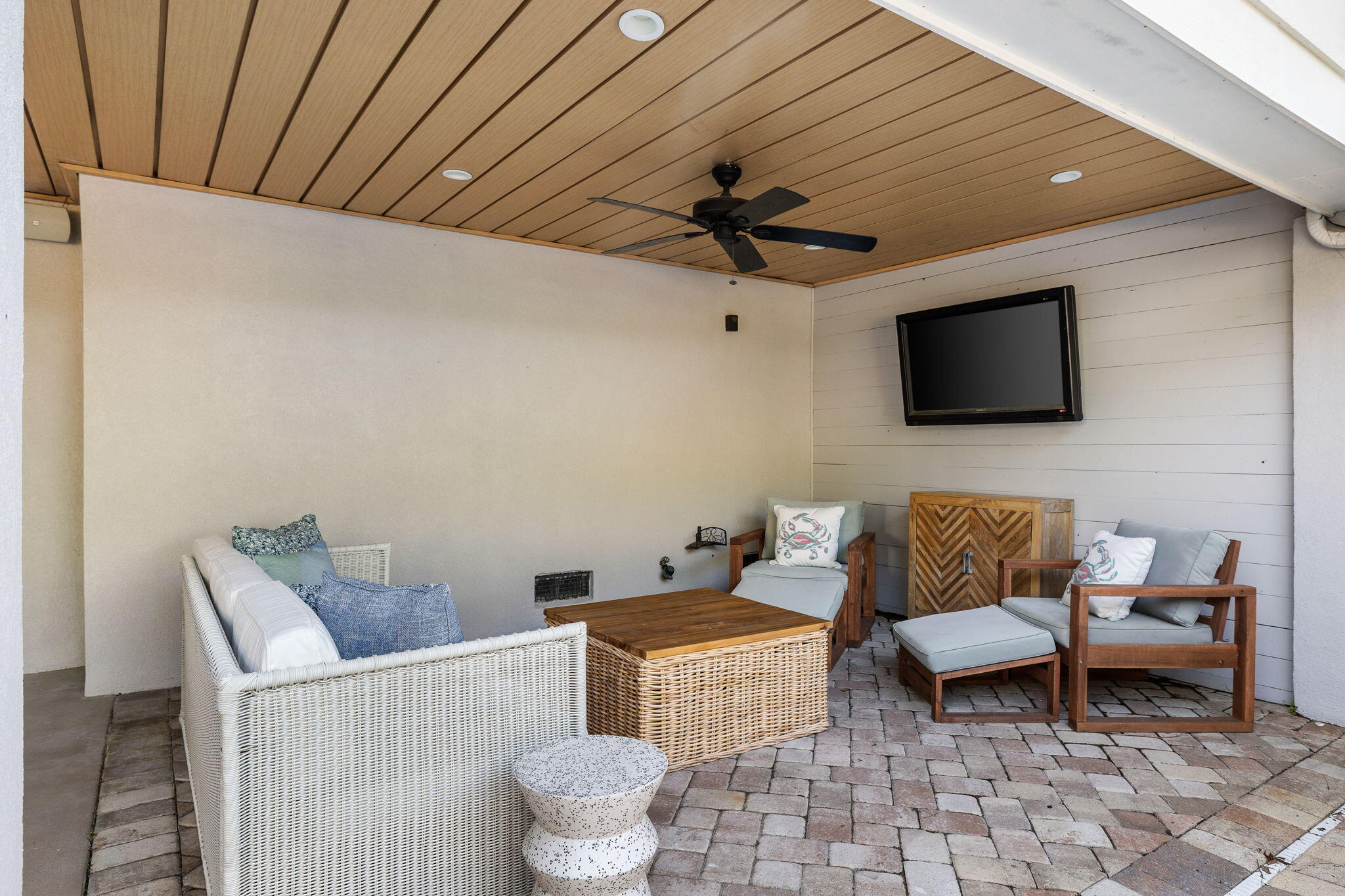 1635 Bull Creek Lane