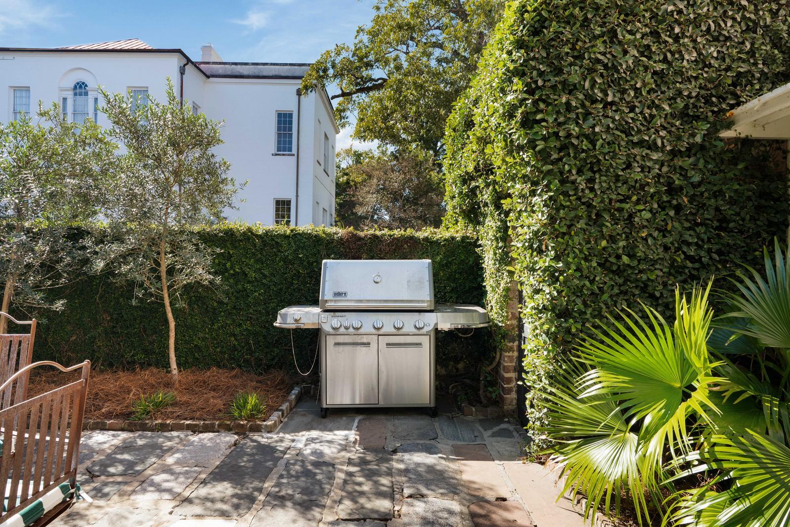 11 Saint Michaels Alley, Charleston