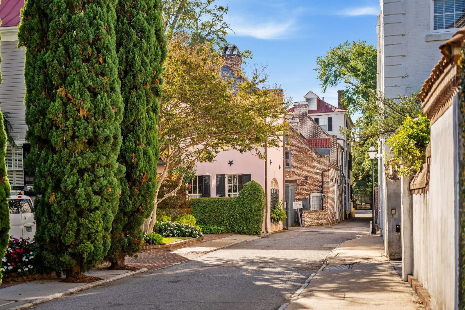 11 Saint Michaels Alley, Charleston