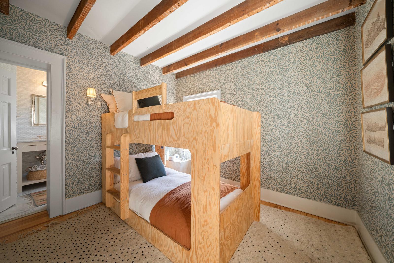 11 Saint Michaels Alley, Charleston