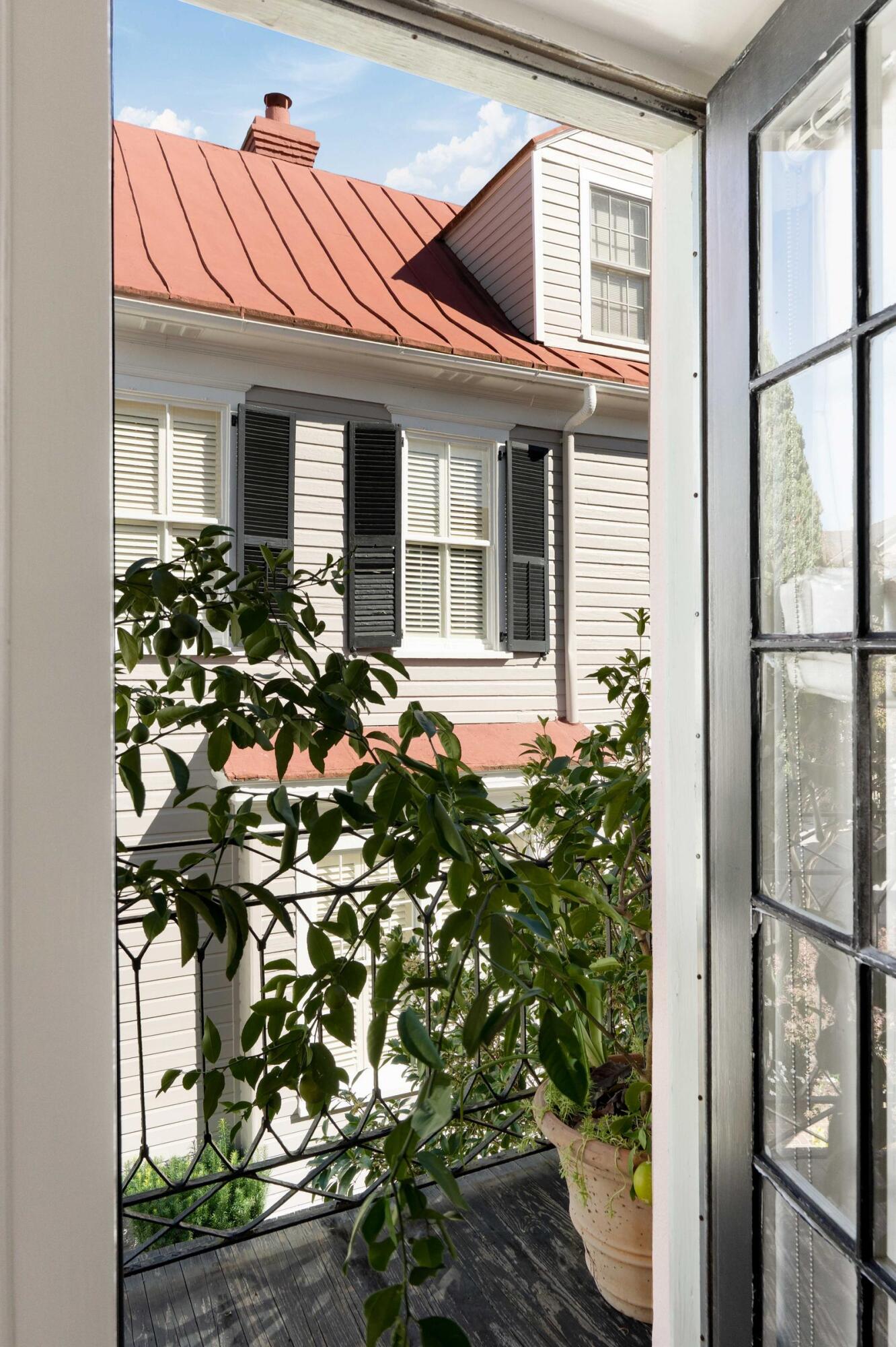 11 Saint Michaels Alley, Charleston