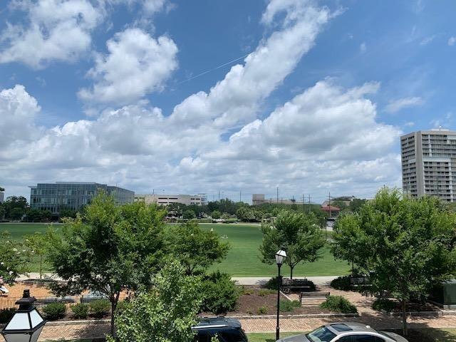 5 Gadsdenboro Street # 501