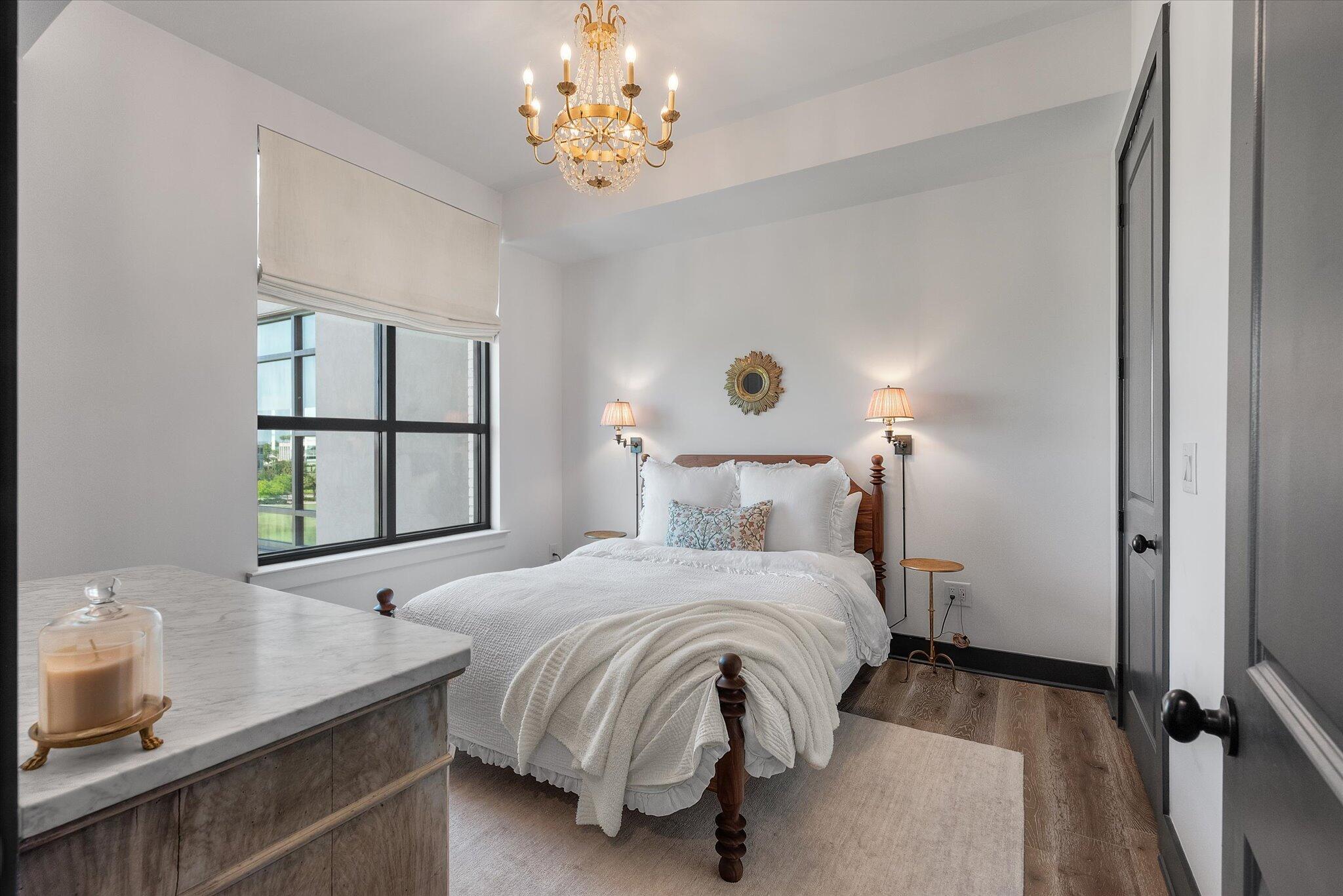 5 Gadsdenboro Street # 501