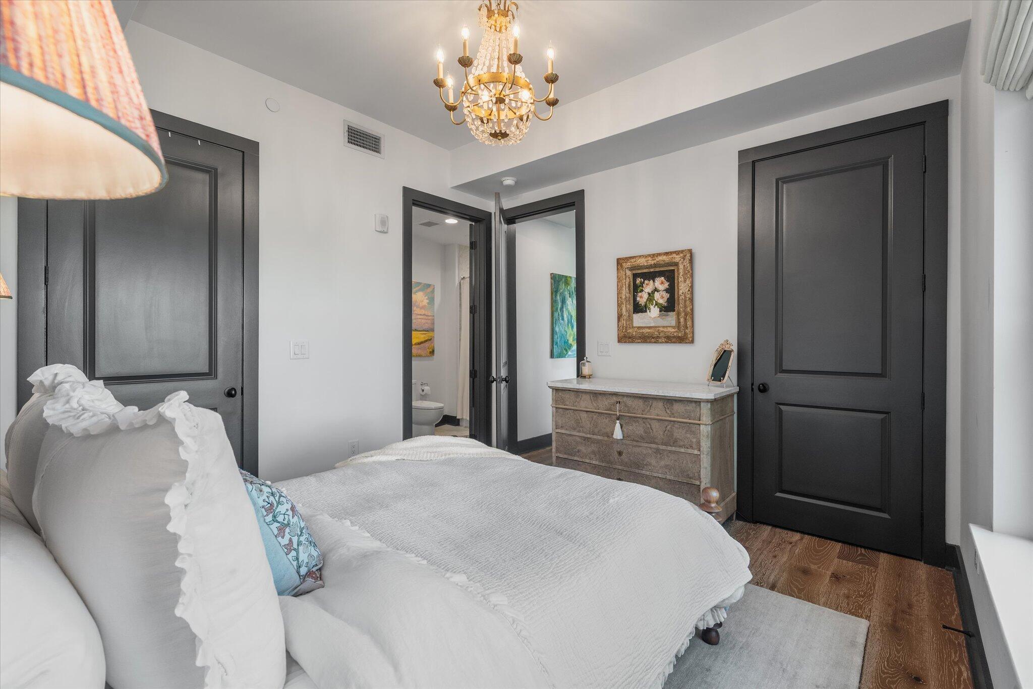 5 Gadsdenboro Street # 501