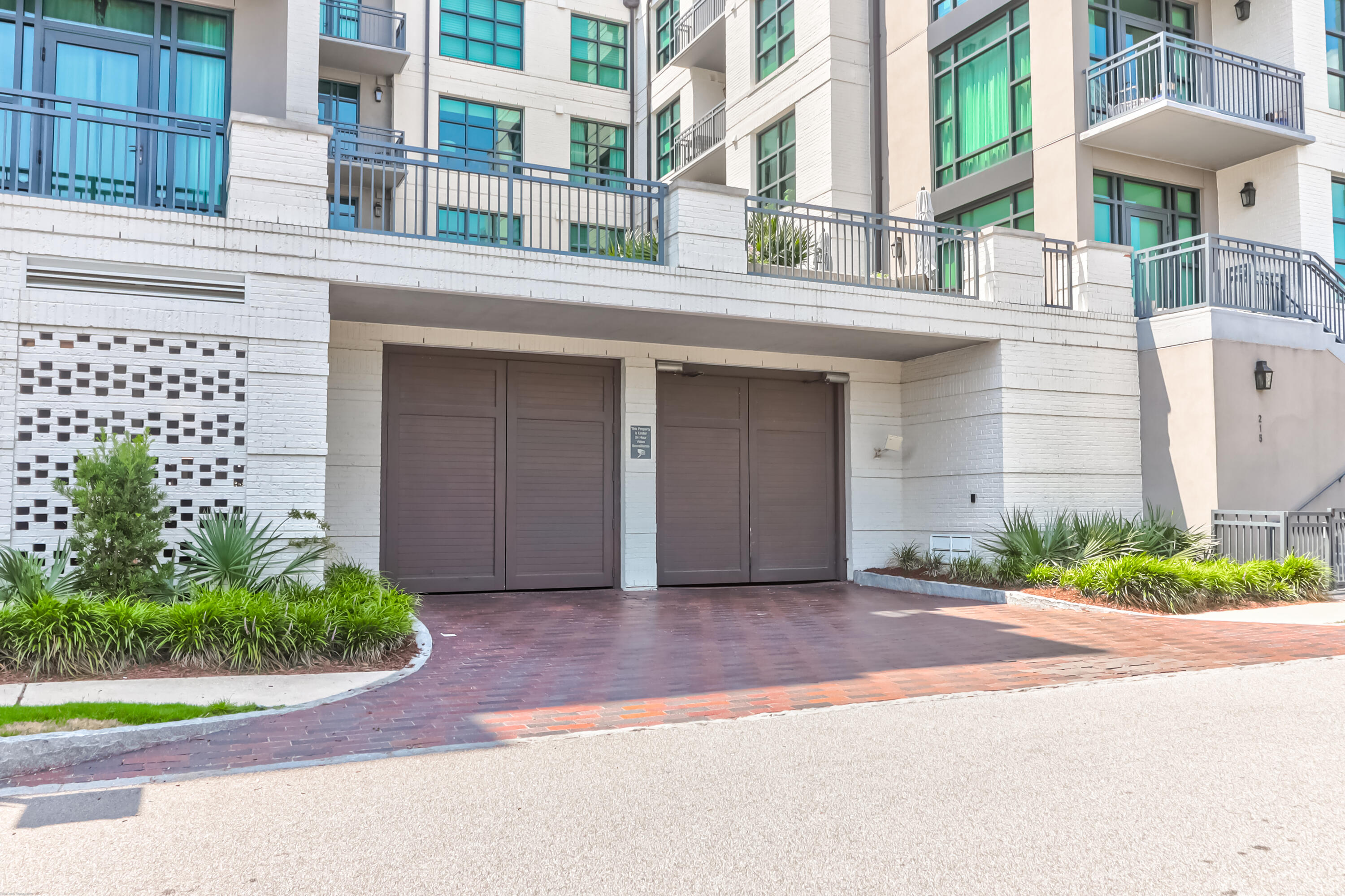 5 Gadsdenboro Street # 501