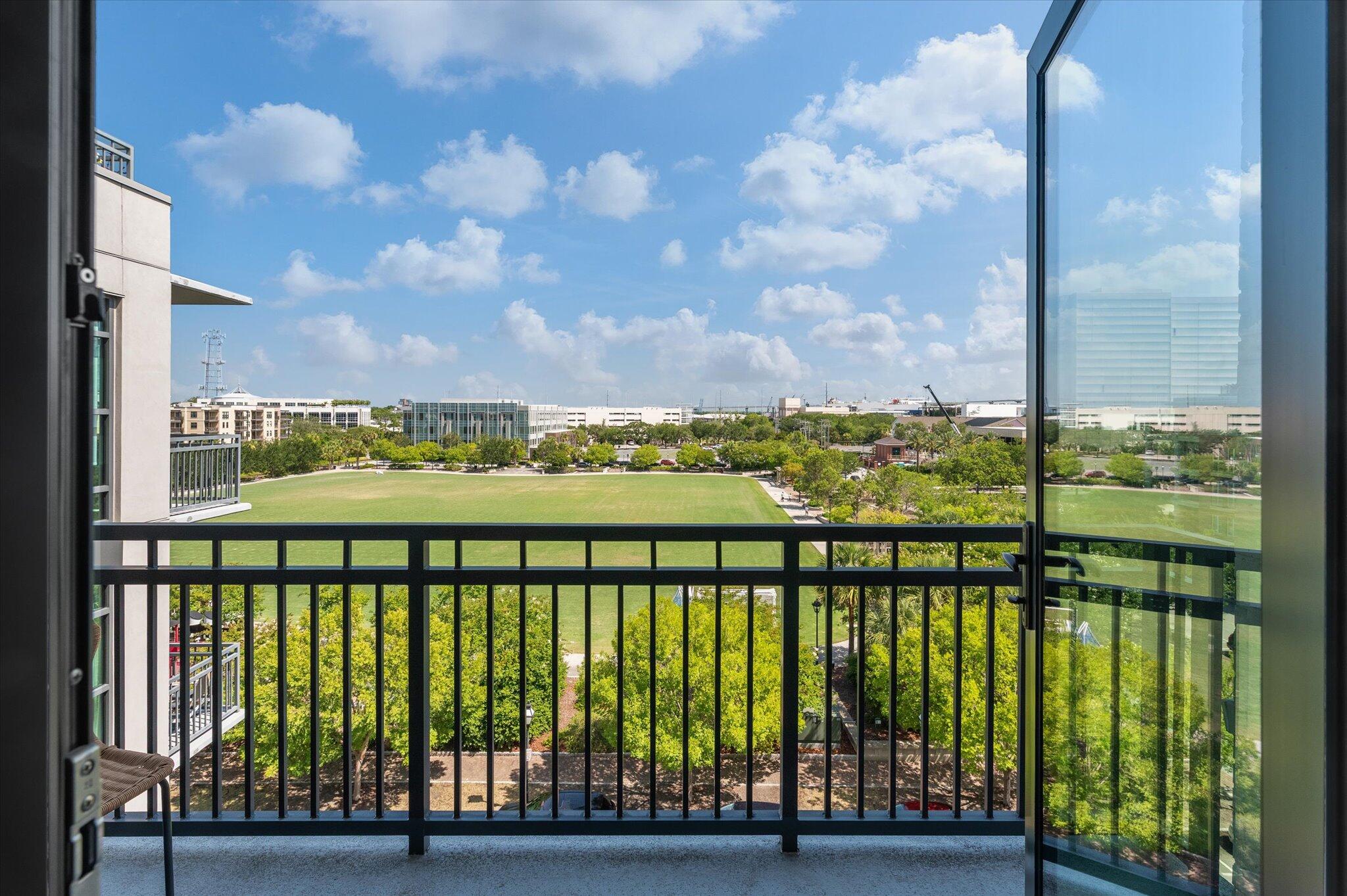 5 Gadsdenboro Street # 501